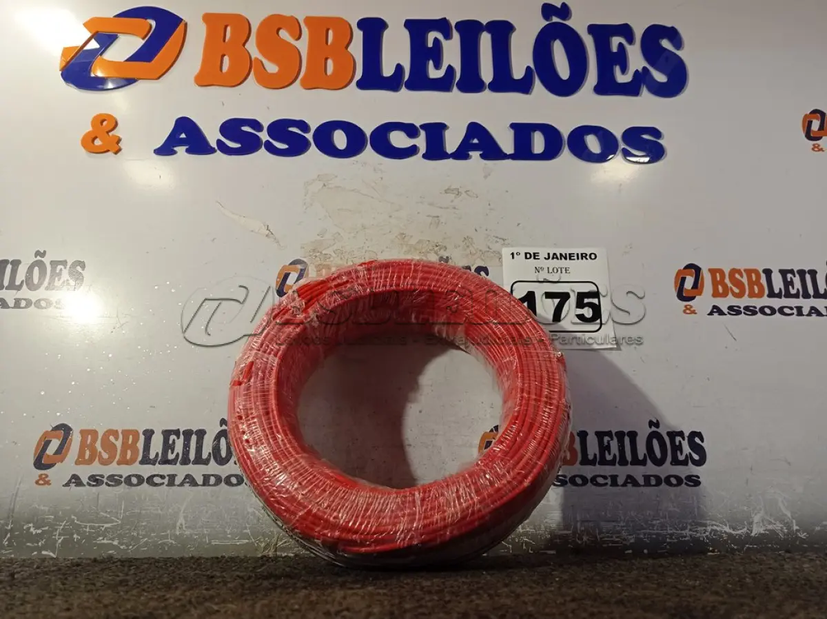 LOTE 175 - 01 ROLO DE CABO FLEXÍVEL 100M 1X4MM NA COR VERMELHA(NOVO). (NO ESTADO) ATENÇÃO! FAZER A VISITAÇÃO ANTES DE ARREMATAR, NÃO SABEMOS SE FUNCIONA. LEILÃO NÃO TEM GARANTIA E NEM DEVOLUÇÃO, SUJEITO A POSSÍVEIS AVARIAS VISÍVEIS/OCULTAS E/OU AUSÊNCIA DE COMPONENTES.