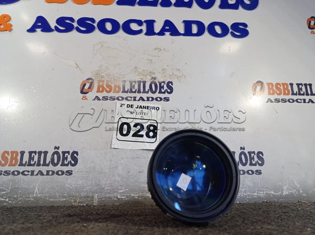 LOTE 028 - 01 LENTE PARA MÁQUINA FOTOGRÁFICA CANON BCTV ZOOM LENS. (NO ESTADO) ATENÇÃO! FAZER A VISITAÇÃO ANTES DE ARREMATAR, NÃO SABEMOS SE FUNCIONA. LEILÃO NÃO TEM GARANTIA E NEM DEVOLUÇÃO, SUJEITO A POSSÍVEIS AVARIAS VISÍVEIS/OCULTAS E/OU AUSÊNCIA DE COMPONENTES.