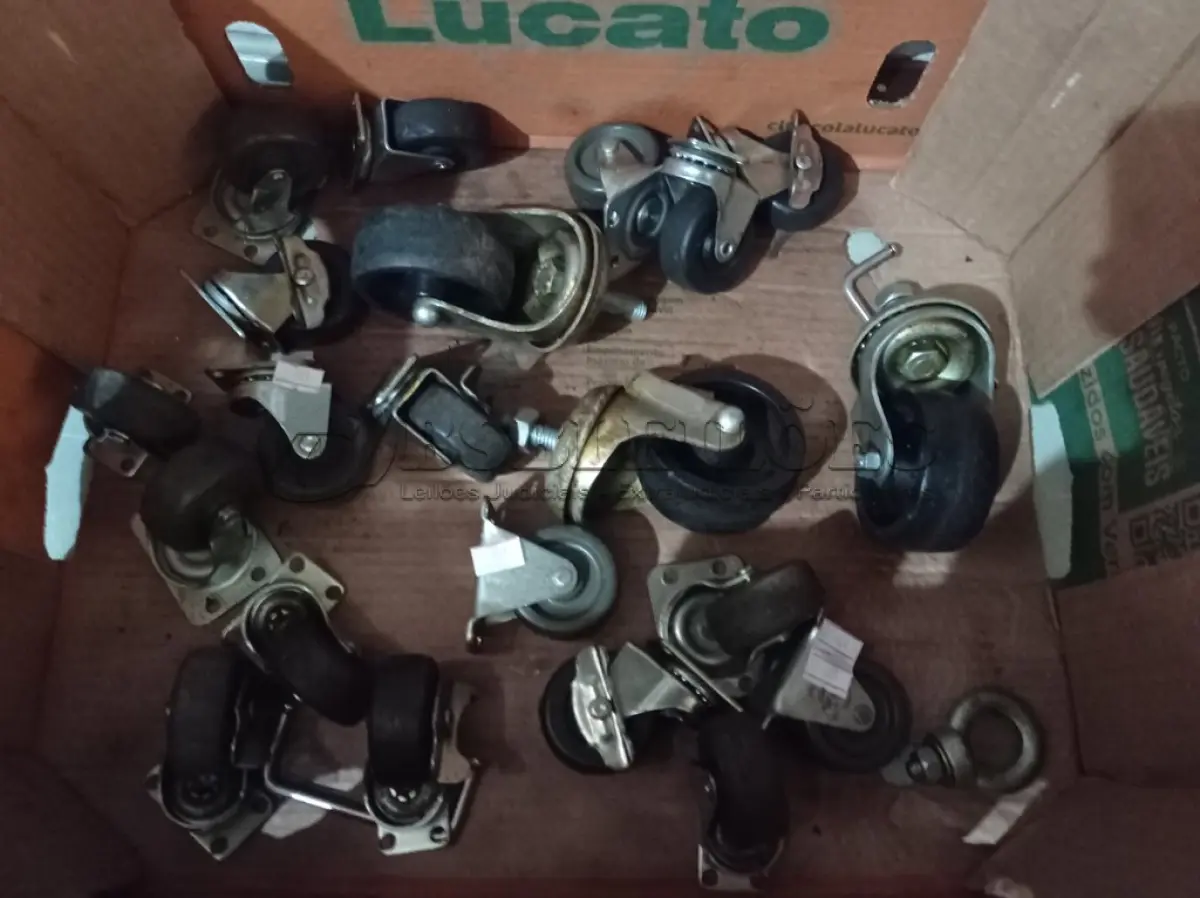 LOTE 562 - 01 LOTE COM VÁRIAS ROLDANAS. (NO ESTADO) ATENÇÃO! FAZER A VISITAÇÃO ANTES DE ARREMATAR, NÃO SABEMOS SE FUNCIONA. LEILÃO NÃO TEM GARANTIA E NEM DEVOLUÇÃO, SUJEITO A POSSÍVEIS AVARIAS VISÍVEIS/OCULTAS E/OU AUSÊNCIA DE COMPONENTES.