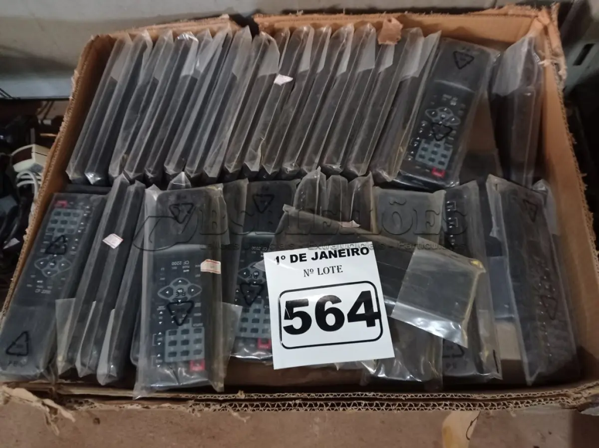 LOTE 564