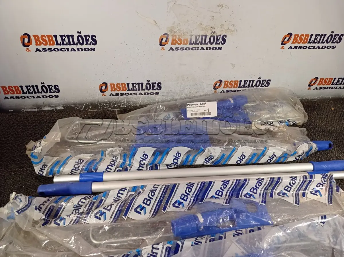 LOTE 107 - 04 PEÇAS DE ARMAÇÃO PARA MOP PROFISSIONAL 60CM. (NO ESTADO) ATENÇÃO! FAZER A VISITAÇÃO ANTES DE ARREMATAR, NÃO SABEMOS SE FUNCIONA. LEILÃO NÃO TEM GARANTIA E NEM DEVOLUÇÃO, SUJEITO A POSSÍVEIS AVARIAS VISÍVEIS/OCULTAS E/OU AUSÊNCIA DE COMPONENTES.