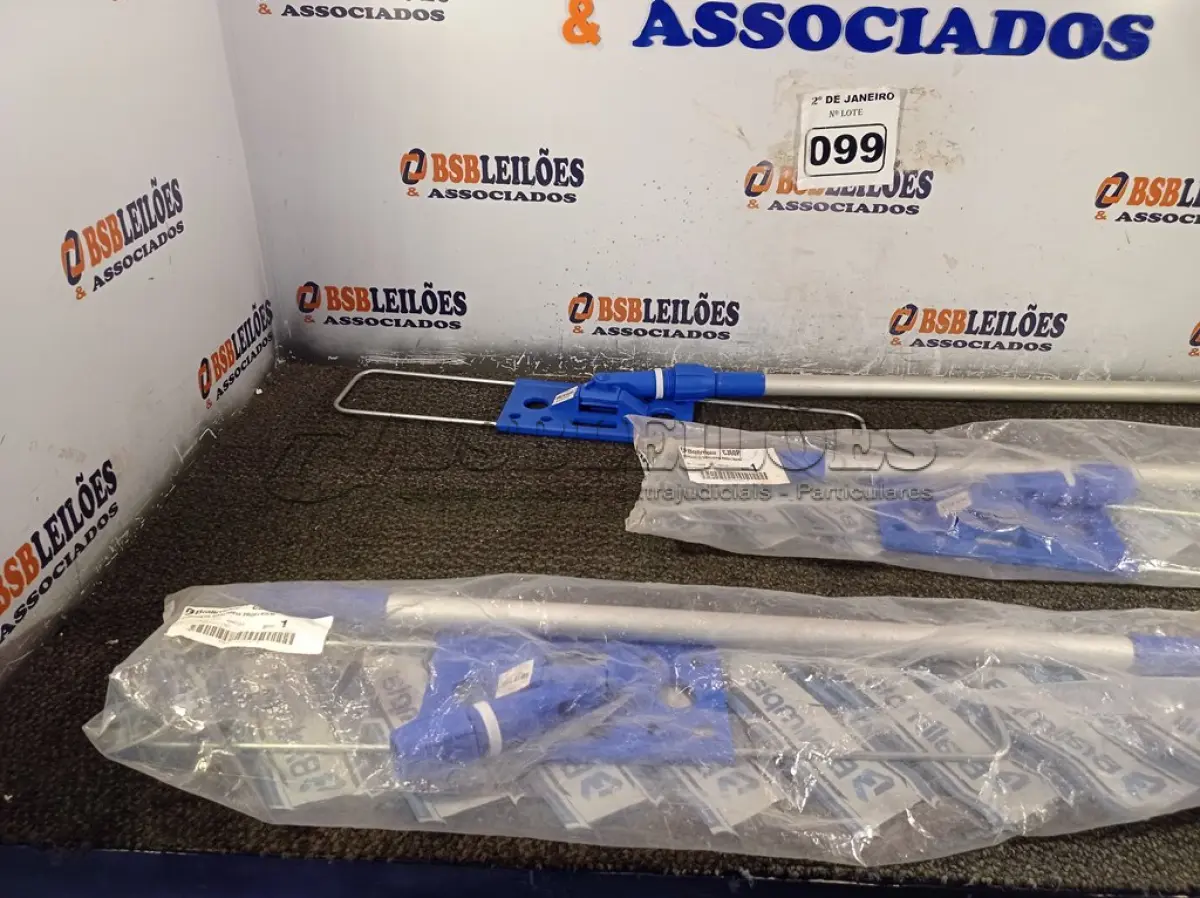LOTE 099 - 03 PEÇAS DE ARMAÇÃO PARA MOP PROFISSIONAL 60CM.(NO ESTADO) ATENÇÃO! FAZER A VISITAÇÃO ANTES DE ARREMATAR, NÃO SABEMOS SE FUNCIONA. LEILÃO NÃO TEM GARANTIA E NEM DEVOLUÇÃO, SUJEITO A POSSÍVEIS AVARIAS VISÍVEIS/OCULTAS E/OU AUSÊNCIA DE COMPONENTES.