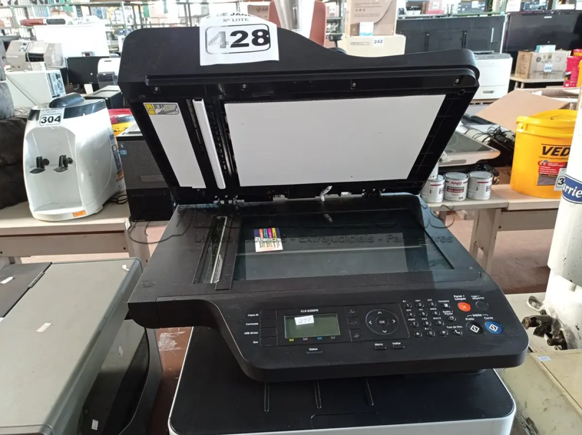 LOTE 428 - 01 IMPRESSORA MULTIFUNCIONAL MARCA SAMSUNG. (NO ESTADO) ATENÇÃO! FAZER A VISITAÇÃO ANTES DE ARREMATAR, NÃO SABEMOS SE FUNCIONA. LEILÃO NÃO TEM GARANTIA E NEM DEVOLUÇÃO, SUJEITO A POSSÍVEIS AVARIAS VISÍVEIS/OCULTAS E/OU AUSÊNCIA DE COMPONENTES.