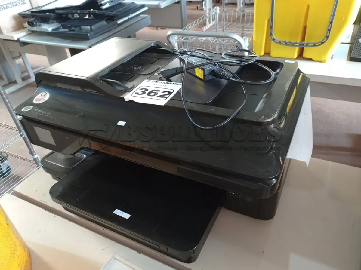 LOTE 362 - 01 IMPRESSORA MULTIFUNCIONAL COM FONTE MARCA HP.(NO ESTADO) ATENÇÃO! FAZER A VISITAÇÃO ANTES DE ARREMATAR, NÃO SABEMOS SE FUNCIONA. LEILÃO NÃO TEM GARANTIA E NEM DEVOLUÇÃO, SUJEITO A POSSÍVEIS AVARIAS VISÍVEIS/OCULTAS E/OU AUSÊNCIA DE COMPONENTES.