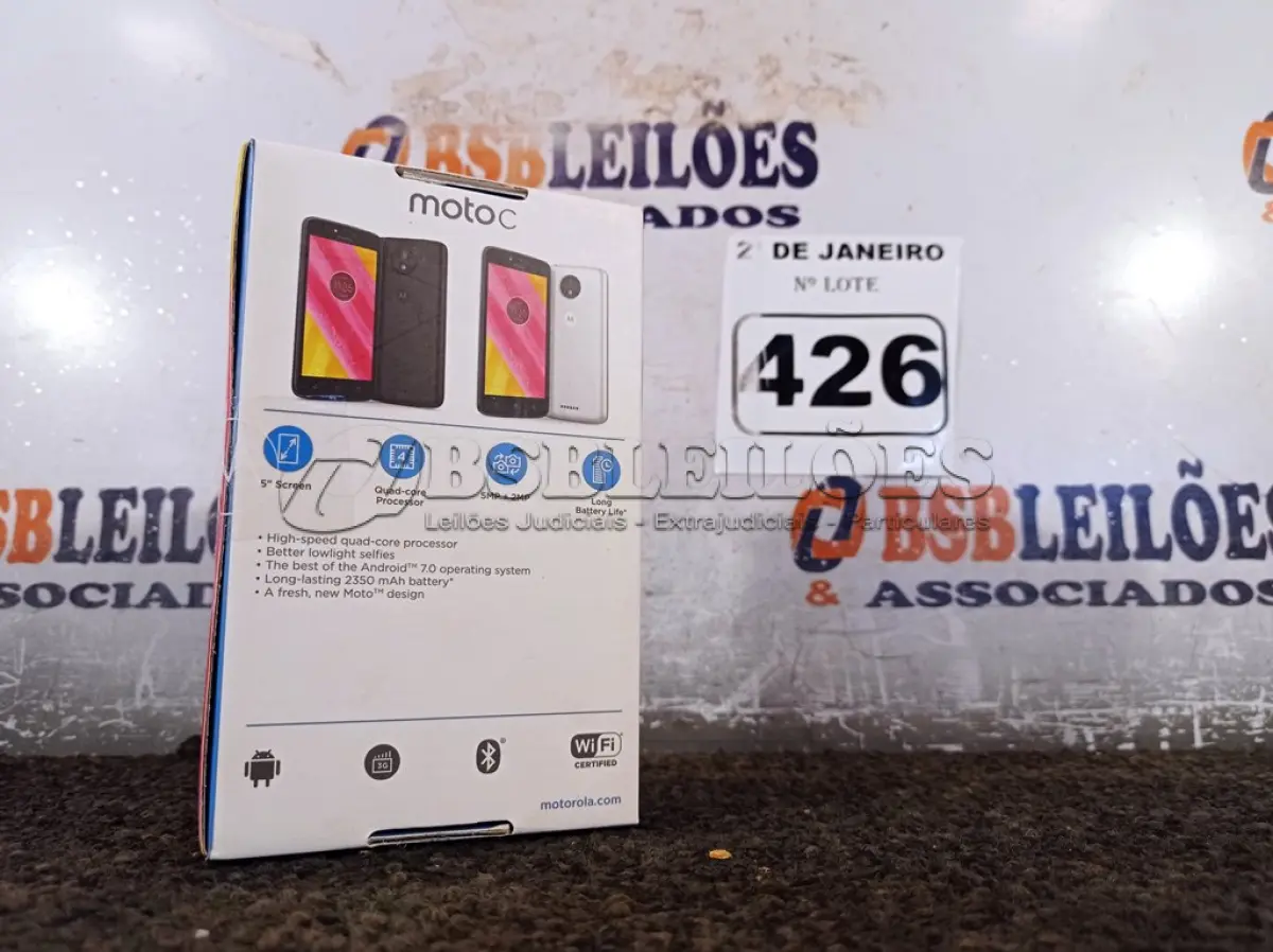 LOTE 426 - 01 CELULAR MOTOC MODELO:XT1750 8GB MARCA LENOVO. (NO ESTADO) ATENÇÃO! FAZER A VISITAÇÃO ANTES DE ARREMATAR, NÃO SABEMOS SE FUNCIONA. LEILÃO NÃO TEM GARANTIA E NEM DEVOLUÇÃO, SUJEITO A POSSÍVEIS AVARIAS VISÍVEIS/OCULTAS E/OU AUSÊNCIA DE COMPONENTES.