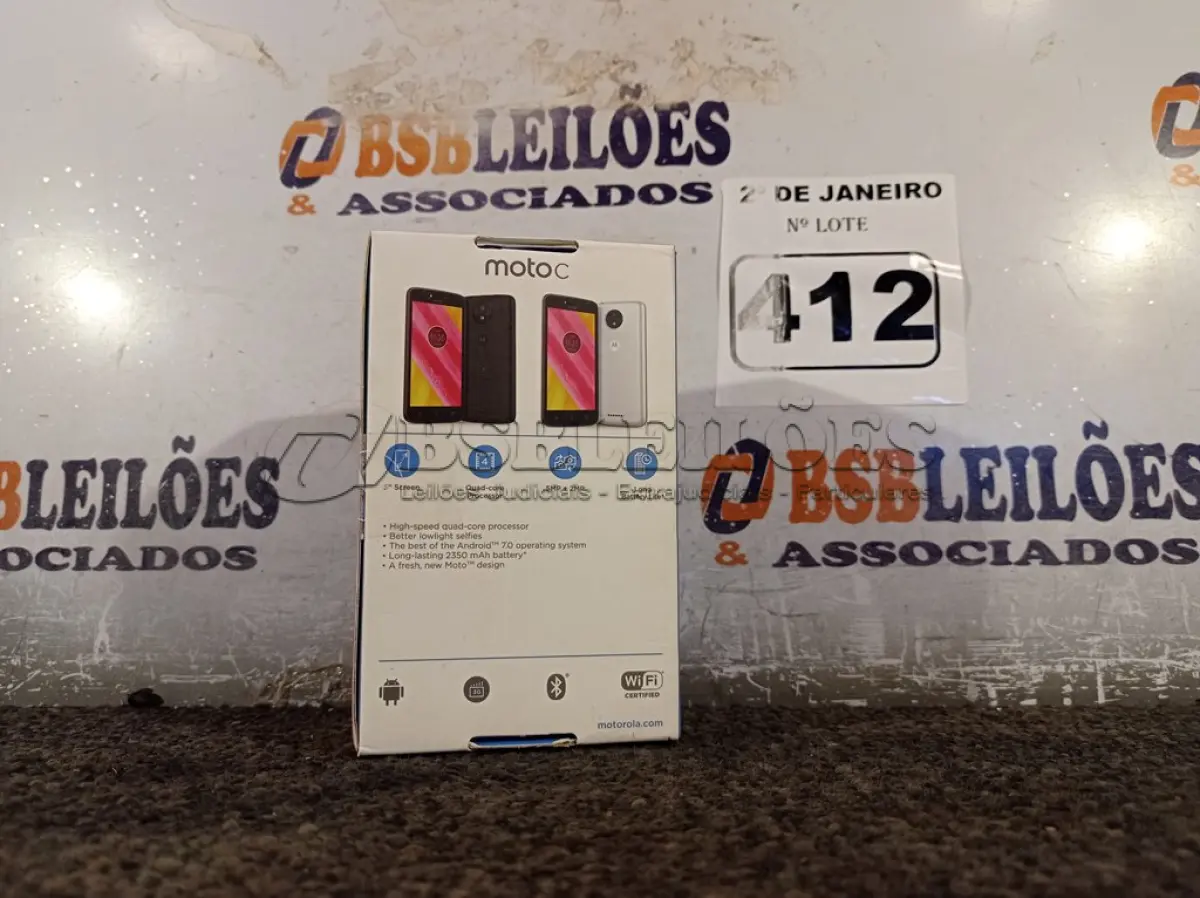 LOTE 412 - 01 CELULAR MOTOC MODELO:XT1750 8GB MARCA LENOVO. (NO ESTADO) ATENÇÃO! FAZER A VISITAÇÃO ANTES DE ARREMATAR, NÃO SABEMOS SE FUNCIONA. LEILÃO NÃO TEM GARANTIA E NEM DEVOLUÇÃO, SUJEITO A POSSÍVEIS AVARIAS VISÍVEIS/OCULTAS E/OU AUSÊNCIA DE COMPONENTES.