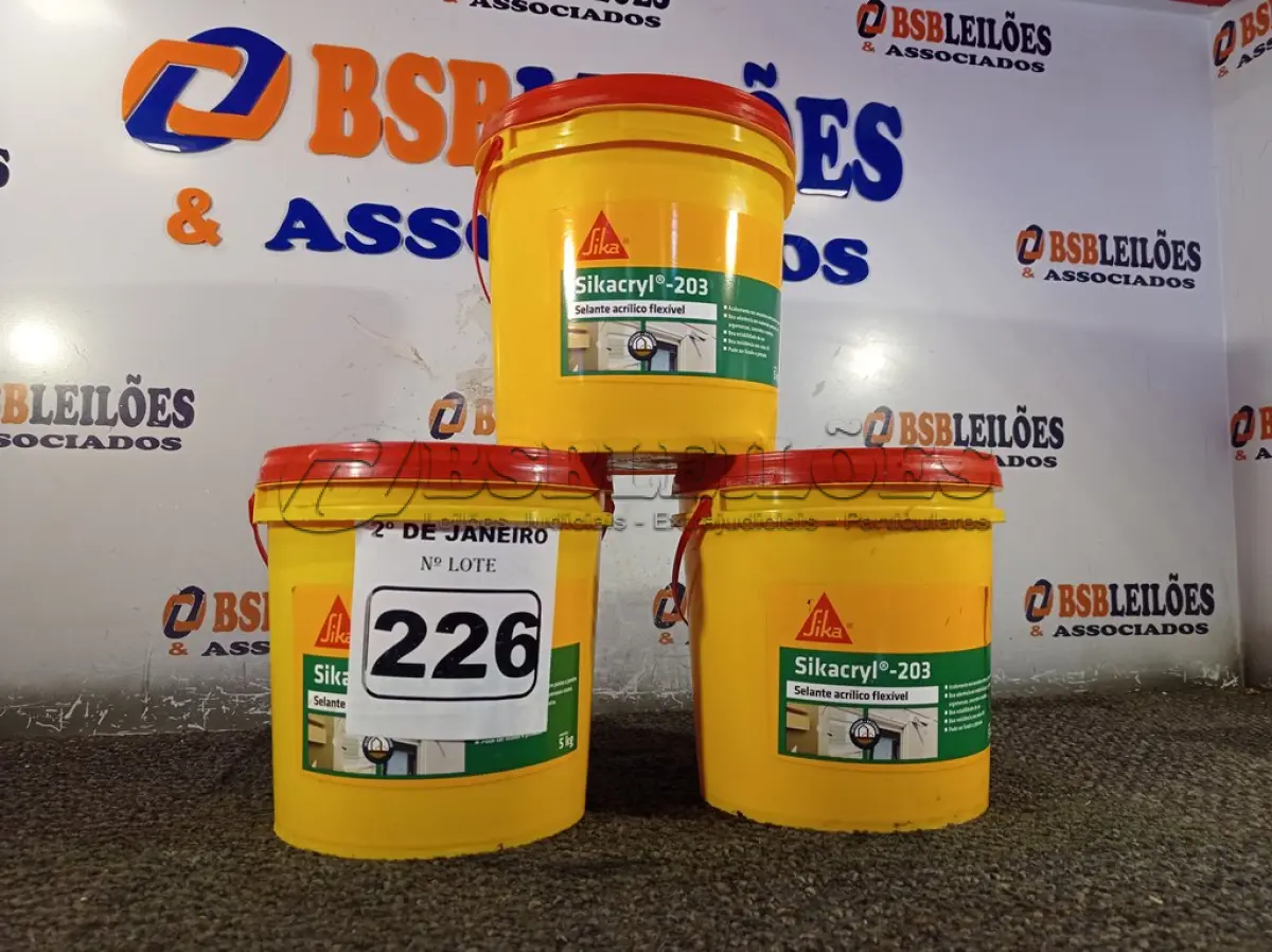 LOTE 226 - 03 BALDES DE SELANTE ACRÍLICO FLEXÍVEL SIKACRYL 203 5KG. (NO ESTADO) ATENÇÃO! FAZER A VISITAÇÃO ANTES DE ARREMATAR, NÃO SABEMOS SE FUNCIONA. LEILÃO NÃO TEM GARANTIA E NEM DEVOLUÇÃO, SUJEITO A POSSÍVEIS AVARIAS VISÍVEIS/OCULTAS E/OU AUSÊNCIA DE COMPONENTES.