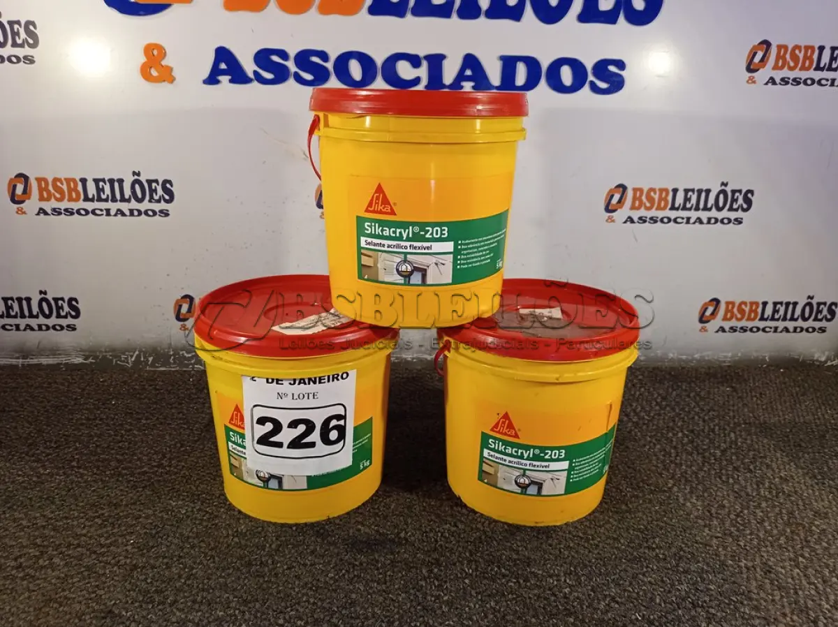 LOTE 226 - 03 BALDES DE SELANTE ACRÍLICO FLEXÍVEL SIKACRYL 203 5KG. (NO ESTADO) ATENÇÃO! FAZER A VISITAÇÃO ANTES DE ARREMATAR, NÃO SABEMOS SE FUNCIONA. LEILÃO NÃO TEM GARANTIA E NEM DEVOLUÇÃO, SUJEITO A POSSÍVEIS AVARIAS VISÍVEIS/OCULTAS E/OU AUSÊNCIA DE COMPONENTES.