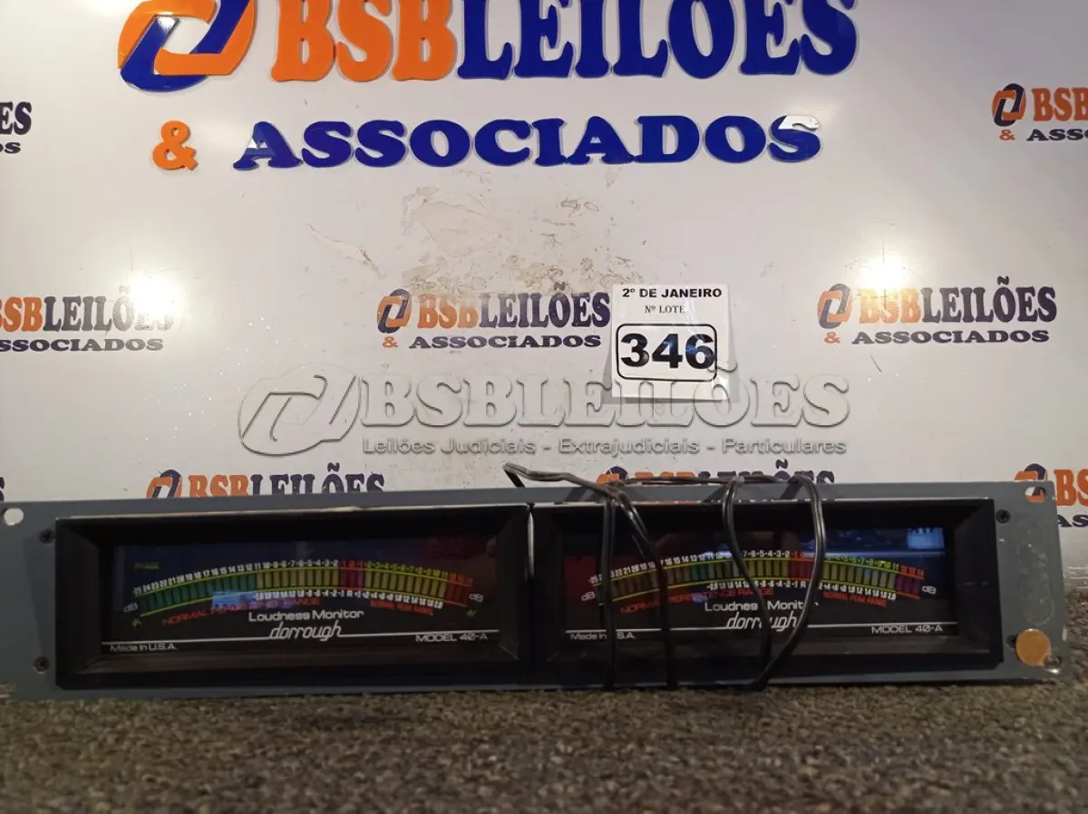 LOTE 346 - 01 MEDIDOR DE AÚDIO MODELO 40 A. (NO ESTADO) ATENÇÃO! FAZER A VISITAÇÃO ANTES DE ARREMATAR, NÃO SABEMOS SE FUNCIONA. LEILÃO NÃO TEM GARANTIA E NEM DEVOLUÇÃO, SUJEITO A POSSÍVEIS AVARIAS VISÍVEIS/OCULTAS E/OU AUSÊNCIA DE COMPONENTES.
