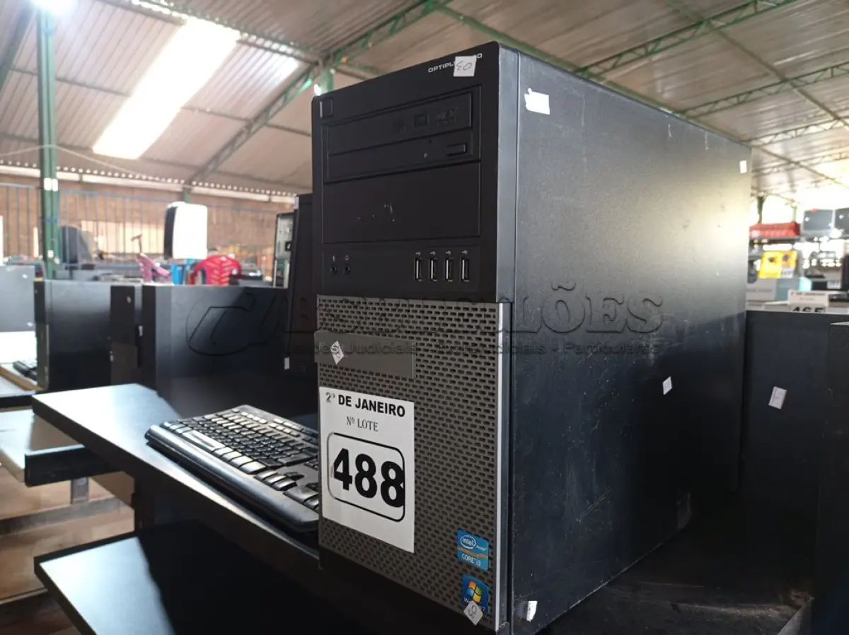 LOTE 488 - 01 CPU, 01 TECLADO E 01 MONITOR. (NO ESTADO) ATENÇÃO! FAZER A VISITAÇÃO ANTES DE ARREMATAR, NÃO SABEMOS SE FUNCIONA. LEILÃO NÃO TEM GARANTIA E NEM DEVOLUÇÃO, SUJEITO A POSSÍVEIS AVARIAS VISÍVEIS/OCULTAS E/OU AUSÊNCIA DE COMPONENTES.