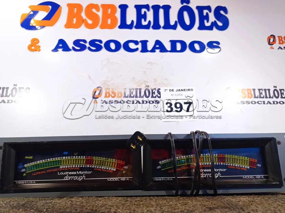 LOTE 397 - 01 MEDIDOR DE AÚDIO MODELO 40 A. (NO ESTADO) ATENÇÃO! FAZER A VISITAÇÃO ANTES DE ARREMATAR, NÃO SABEMOS SE FUNCIONA. LEILÃO NÃO TEM GARANTIA E NEM DEVOLUÇÃO, SUJEITO A POSSÍVEIS AVARIAS VISÍVEIS/OCULTAS E/OU AUSÊNCIA DE COMPONENTES.