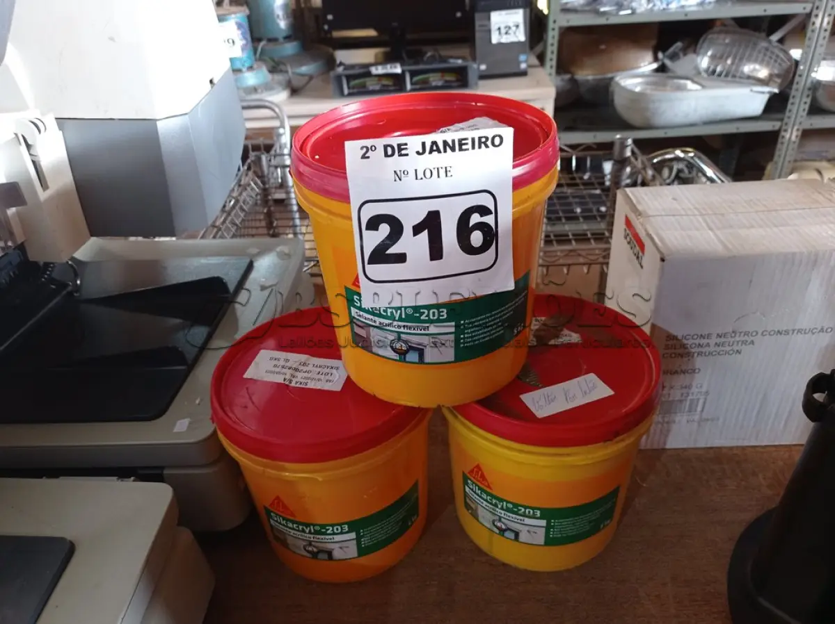 LOTE 216 - 03 BALDES DE SELANTE ACRÍLICO FLEXÍVEL SIKACRYL 203 5KG. (NO ESTADO) ATENÇÃO! FAZER A VISITAÇÃO ANTES DE ARREMATAR, NÃO SABEMOS SE FUNCIONA. LEILÃO NÃO TEM GARANTIA E NEM DEVOLUÇÃO, SUJEITO A POSSÍVEIS AVARIAS VISÍVEIS/OCULTAS E/OU AUSÊNCIA DE COMPONENTES.
