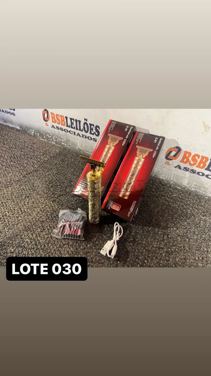 LOTE 030 - 02 TRIMMER COM CABO EM METAL ( NOVO ) ( NO ESTADO )