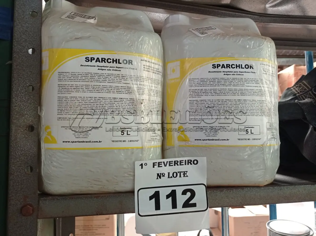 LOTE 112 - 20 LITROS DE DESINFETANTE HOSPITALAR PARA SUPERFÍCIES FIXAS E ARTIGOS NÃO CRÍTICOS. (NO ESTADO) ATENÇÃO! FAZER A VISITAÇÃO ANTES DE ARREMATAR, NÃO SABEMOS SE FUNCIONA. LEILÃO NÃO TEM GARANTIA E NEM DEVOLUÇÃO, SUJEITO A POSSÍVEIS AVARIAS VISÍVEIS/OCULTAS E/OU AUSÊNCIA DE COMPONENTES.