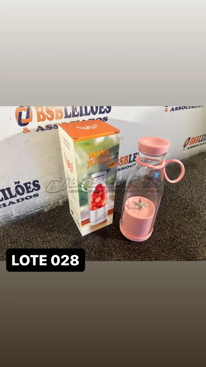 LOTE 028 - 01LIQUIDIFICADOR PORTÁTIL GARRAFA ( NOVO ) ( NO ESTADO )