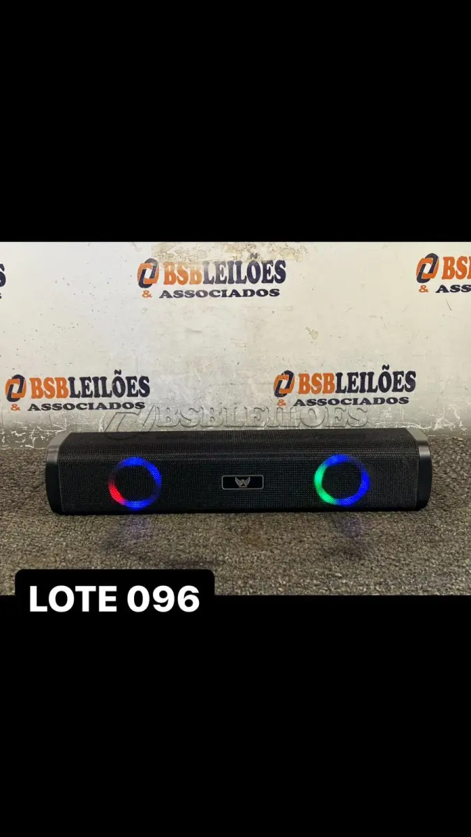 LOTE 096 - 01 CAIXA DE SOM BLUETOOTH TAMANHO G ( NOVO ) ( NO ESTADO )