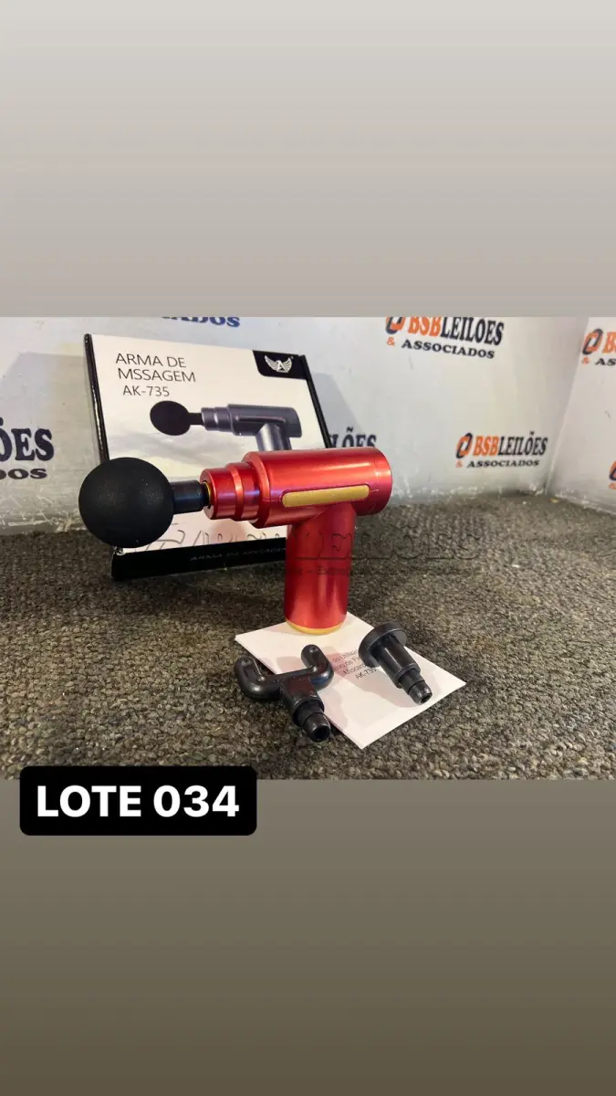 LOTE 034 - 01 PISTOLA DE MASSAGEM COM DIVERSOS BICOS ( NOVO ) ( NO ESTADO )