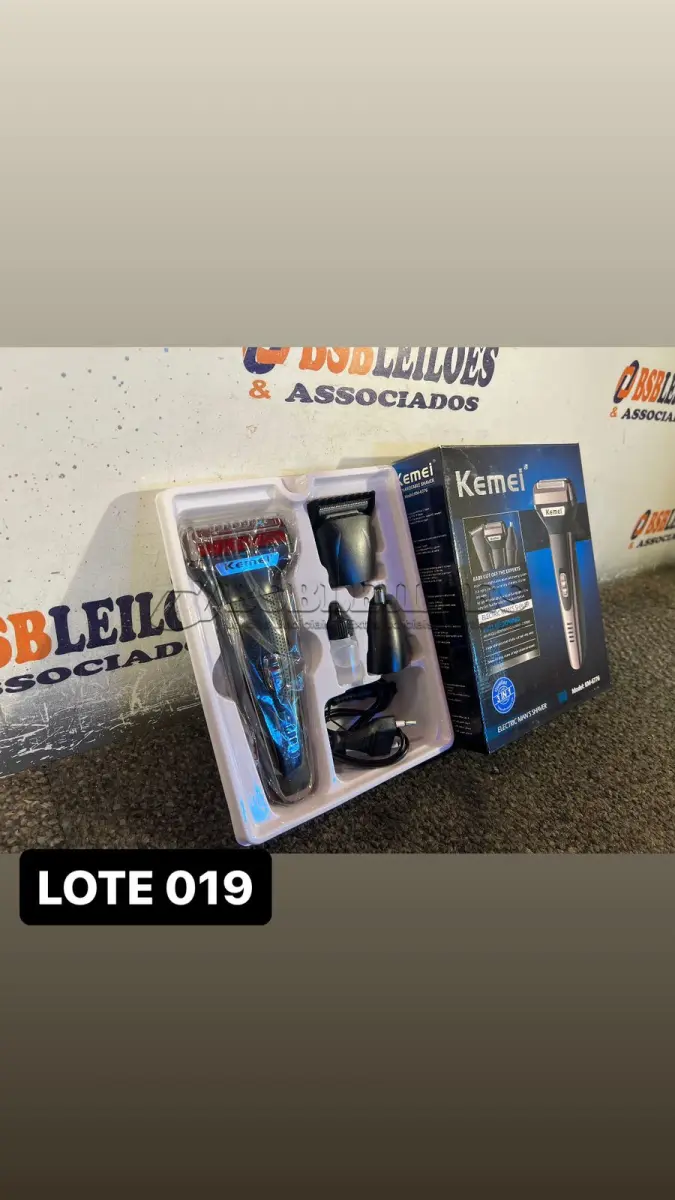 LOTE 019 - 01 BARBEADOR COM MÚLTIPLAS FUNÇÕES( NOVO ) ( NO ESTADO )