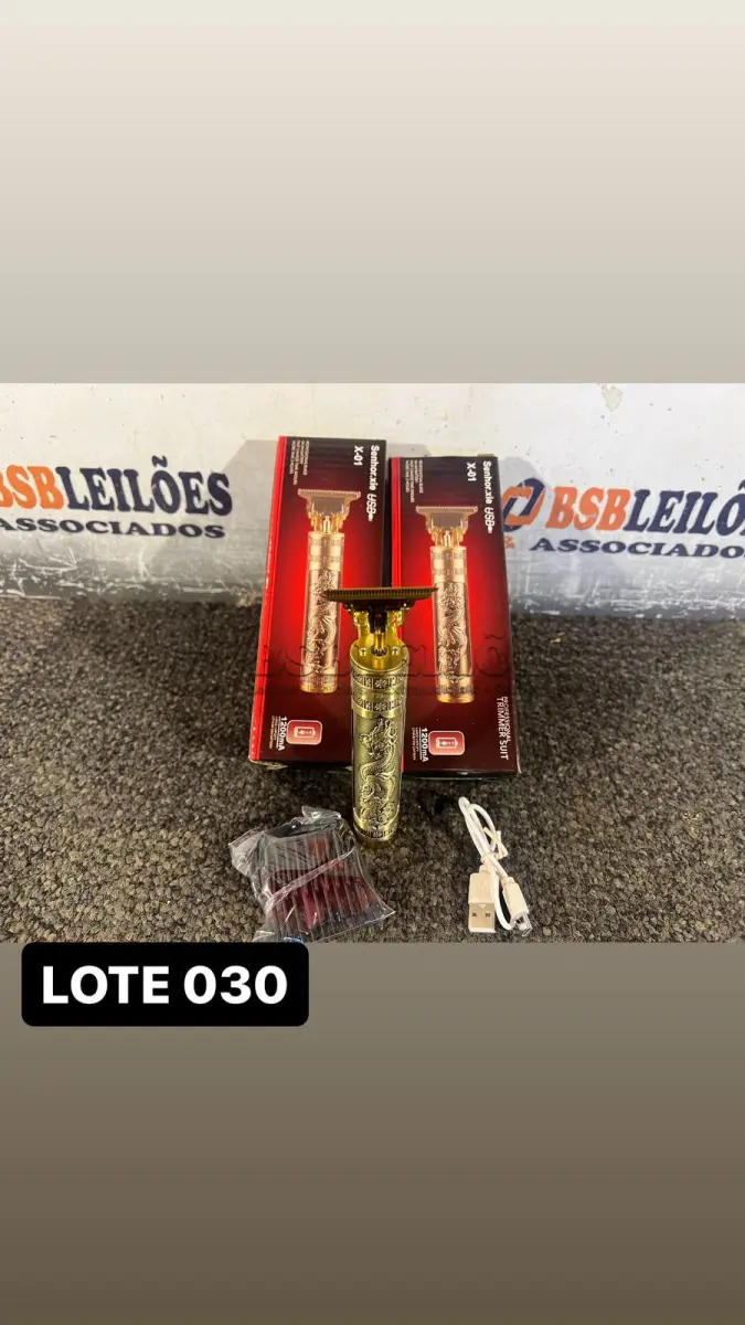 LOTE 030 - 02 TRIMMER COM CABO EM METAL ( NOVO ) ( NO ESTADO )