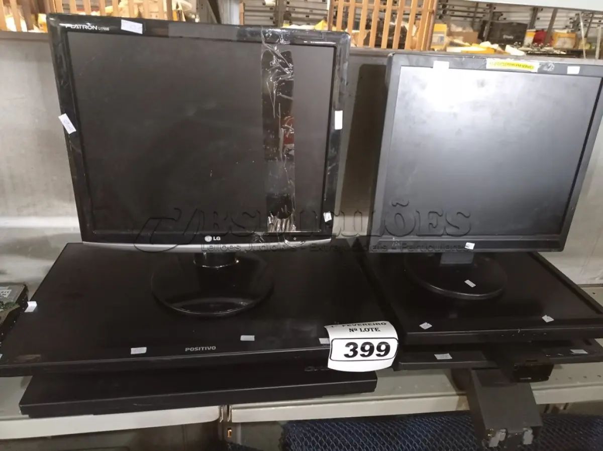 LOTE 399 - 07 MONITORES E 01 SCANNER MARCAS E MODELOS DIVERSOS PARA RETIRADA DE PEÇAS. (NO ESTADO) ATENÇÃO! FAZER A VISITAÇÃO ANTES DE ARREMATAR, NÃO SABEMOS SE FUNCIONA. LEILÃO NÃO TEM GARANTIA E NEM DEVOLUÇÃO, SUJEITO A POSSÍVEIS AVARIAS VISÍVEIS/OCULTAS E/OU AUSÊNCIA DE COMPONENTES.