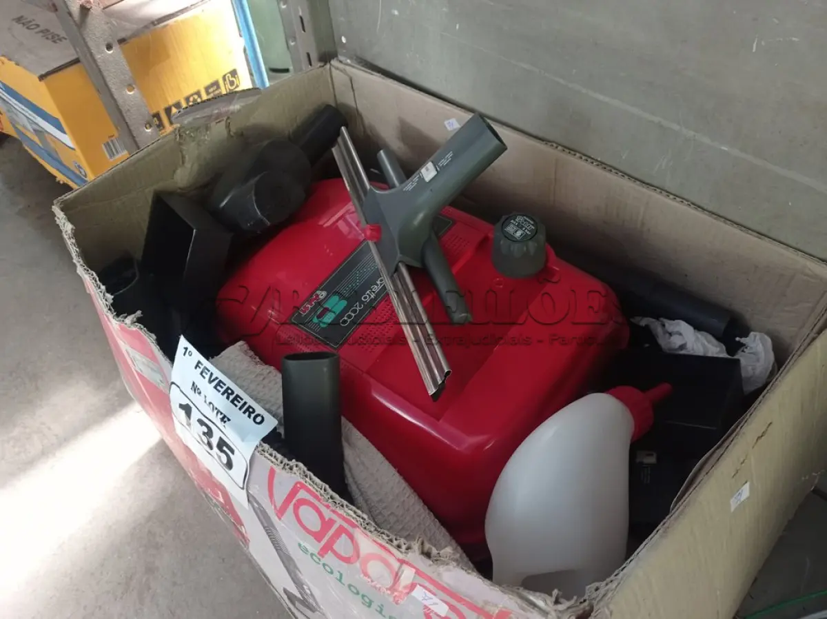 LOTE 135 - 01 VAPORETO. (NO ESTADO) ATENÇÃO! FAZER A VISITAÇÃO ANTES DE ARREMATAR, NÃO SABEMOS SE FUNCIONA. LEILÃO NÃO TEM GARANTIA E NEM DEVOLUÇÃO, SUJEITO A POSSÍVEIS AVARIAS VISÍVEIS/OCULTAS E/OU AUSÊNCIA DE COMPONENTES.