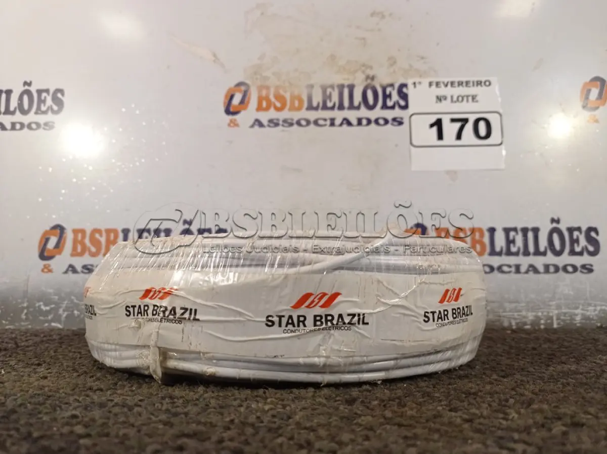 LOTE 170 - 01 ROLO DE CABO FLEXÍVEL 100M 1X4MM NA COR BRANCA(NOVO). (NO ESTADO) ATENÇÃO! FAZER A VISITAÇÃO ANTES DE ARREMATAR, NÃO SABEMOS SE FUNCIONA. LEILÃO NÃO TEM GARANTIA E NEM DEVOLUÇÃO, SUJEITO A POSSÍVEIS AVARIAS VISÍVEIS/OCULTAS E/OU AUSÊNCIA DE COMPONENTES.