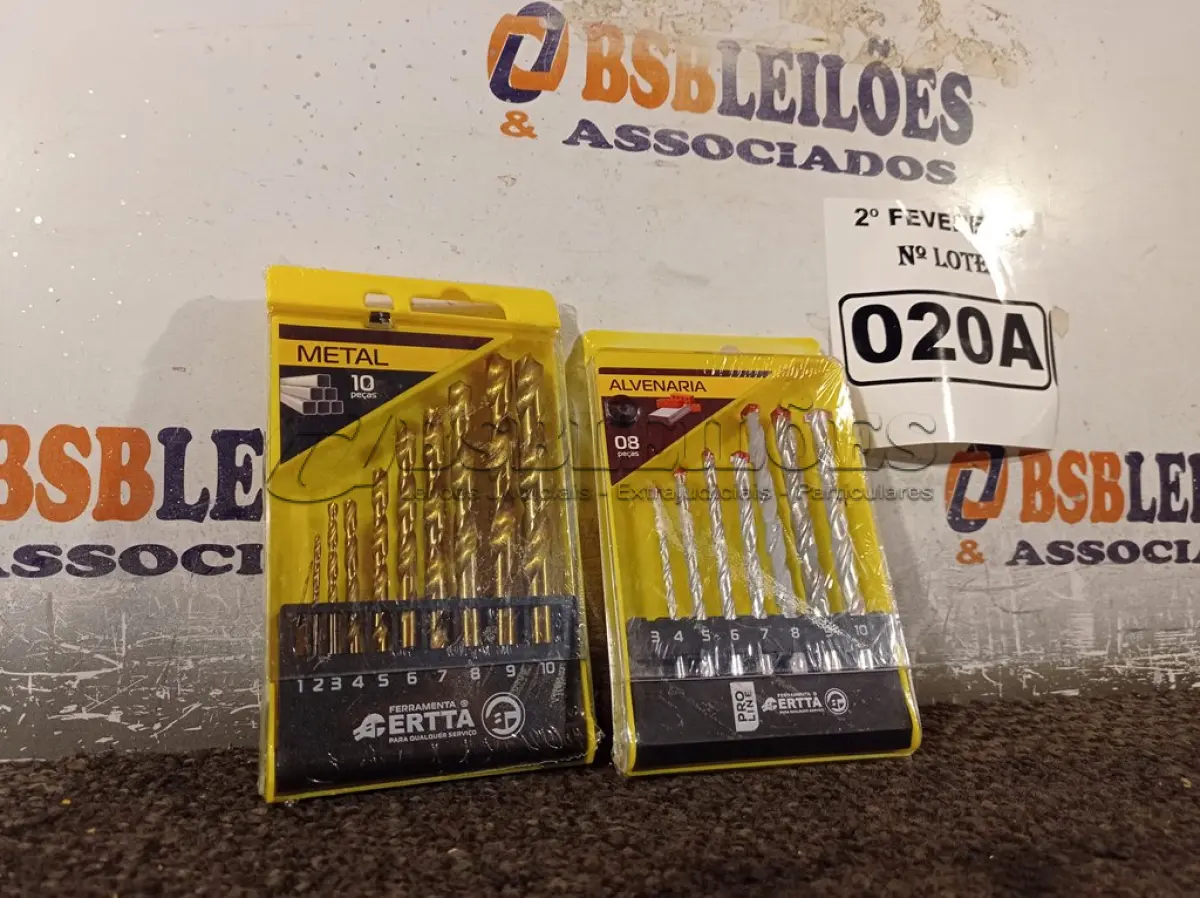 LOTE 020 - 02 KIT’S DE BROCAS. (NO ESTADO) ATENÇÃO! FAZER A VISITAÇÃO ANTES DE ARREMATAR, NÃO SABEMOS SE FUNCIONA. LEILÃO NÃO TEM GARANTIA E NEM DEVOLUÇÃO, SUJEITO A POSSÍVEIS AVARIAS VISÍVEIS/OCULTAS E/OU AUSÊNCIA DE COMPONENTES.