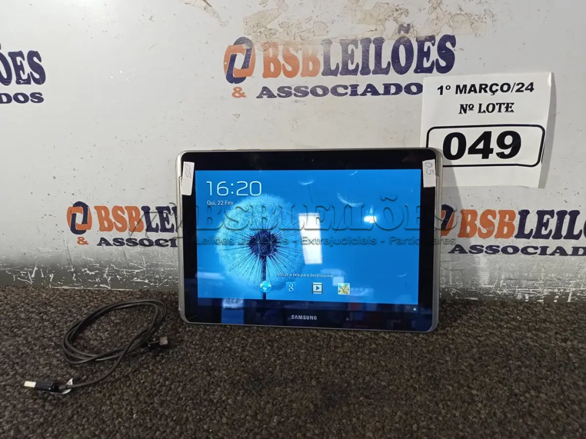 LOTE 049