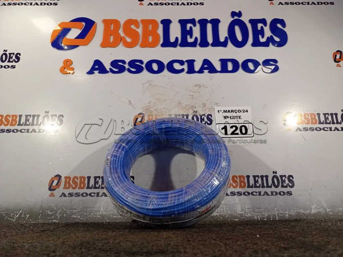 LOTE 120 - 01 ROLO DE CABO FLEXÍVEL 100M 1X4MM NA COR AZUL (NOVO). (NO ESTADO) ATENÇÃO! FAZER A VISITAÇÃO ANTES DE ARREMATAR, NÃO SABEMOS SE FUNCIONA. LEILÃO NÃO TEM GARANTIA E NEM DEVOLUÇÃO, SUJEITO A POSSÍVEIS AVARIAS VISÍVEIS/OCULTAS E/OU AUSÊNCIA DE COMPONENTES.