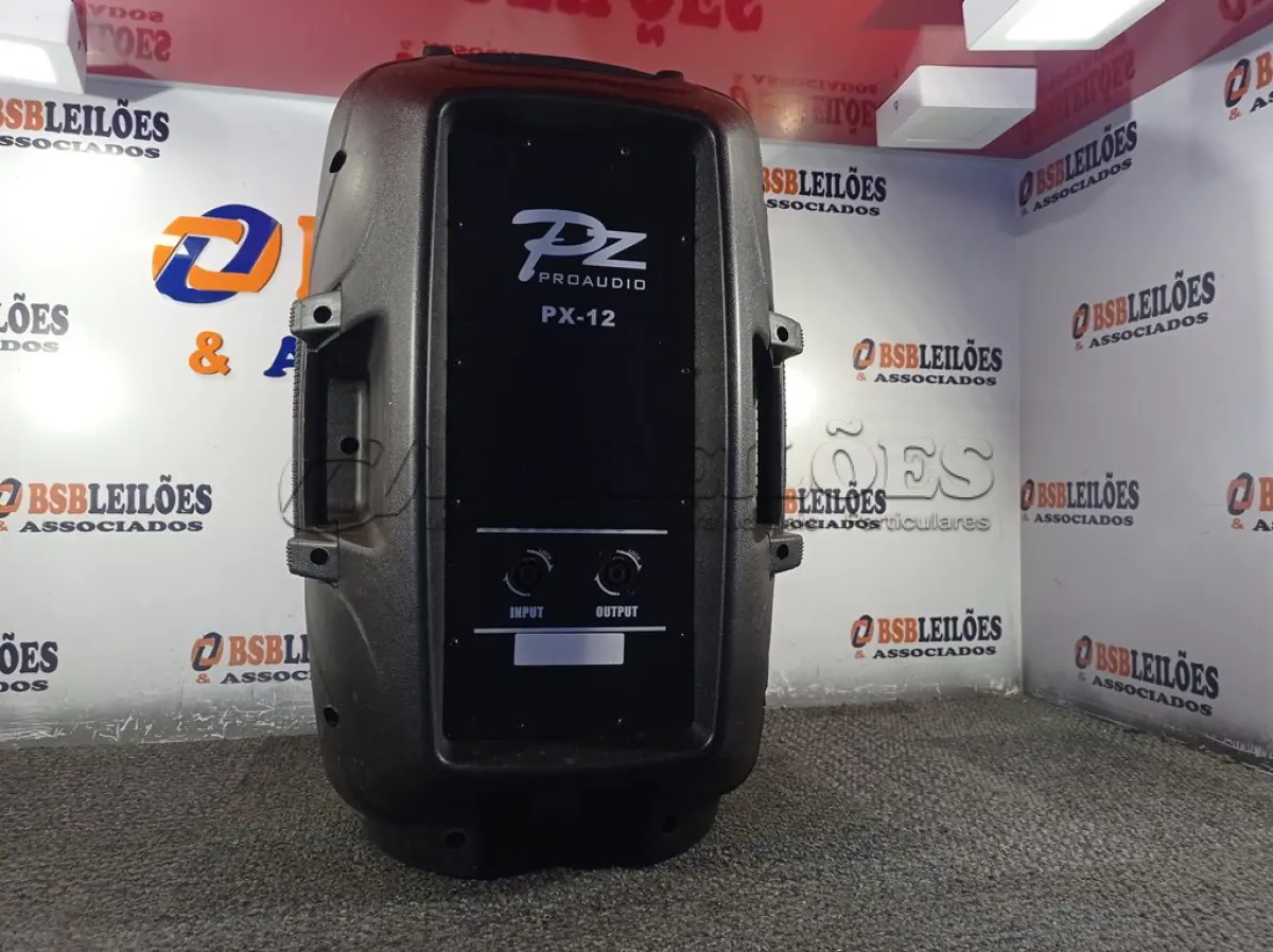 LOTE 102 - 01 CAIXA DE SOM PZ PROPASSIVE PX-12. (NO ESTADO) ATENÇÃO! FAZER A VISITAÇÃO ANTES DE ARREMATAR, NÃO SABEMOS SE FUNCIONA. LEILÃO NÃO TEM GARANTIA E NEM DEVOLUÇÃO, SUJEITO A POSSÍVEIS AVARIAS VISÍVEIS/OCULTAS E/OU AUSÊNCIA DE COMPONENTES.