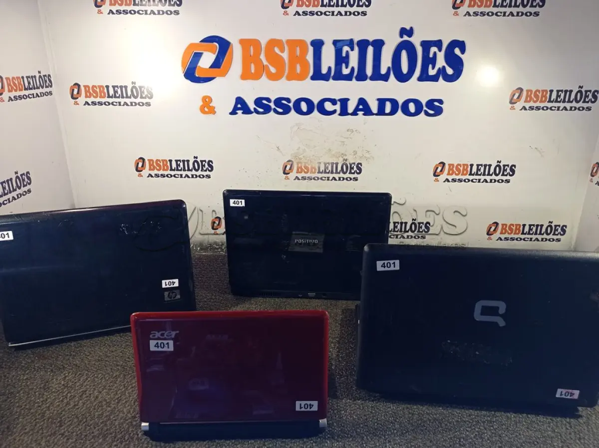 LOTE 186 - 04 NOTEBOOK’S MARCAS E MODELOS DIVERSOS PARA RETIRADA DE PEÇAS. (NO ESTADO) ATENÇÃO! FAZER A VISITAÇÃO ANTES DE ARREMATAR, NÃO SABEMOS SE FUNCIONA. LEILÃO NÃO TEM GARANTIA E NEM DEVOLUÇÃO, SUJEITO A POSSÍVEIS AVARIAS VISÍVEIS/OCULTAS E/OU AUSÊNCIA DE COMPONENTES.