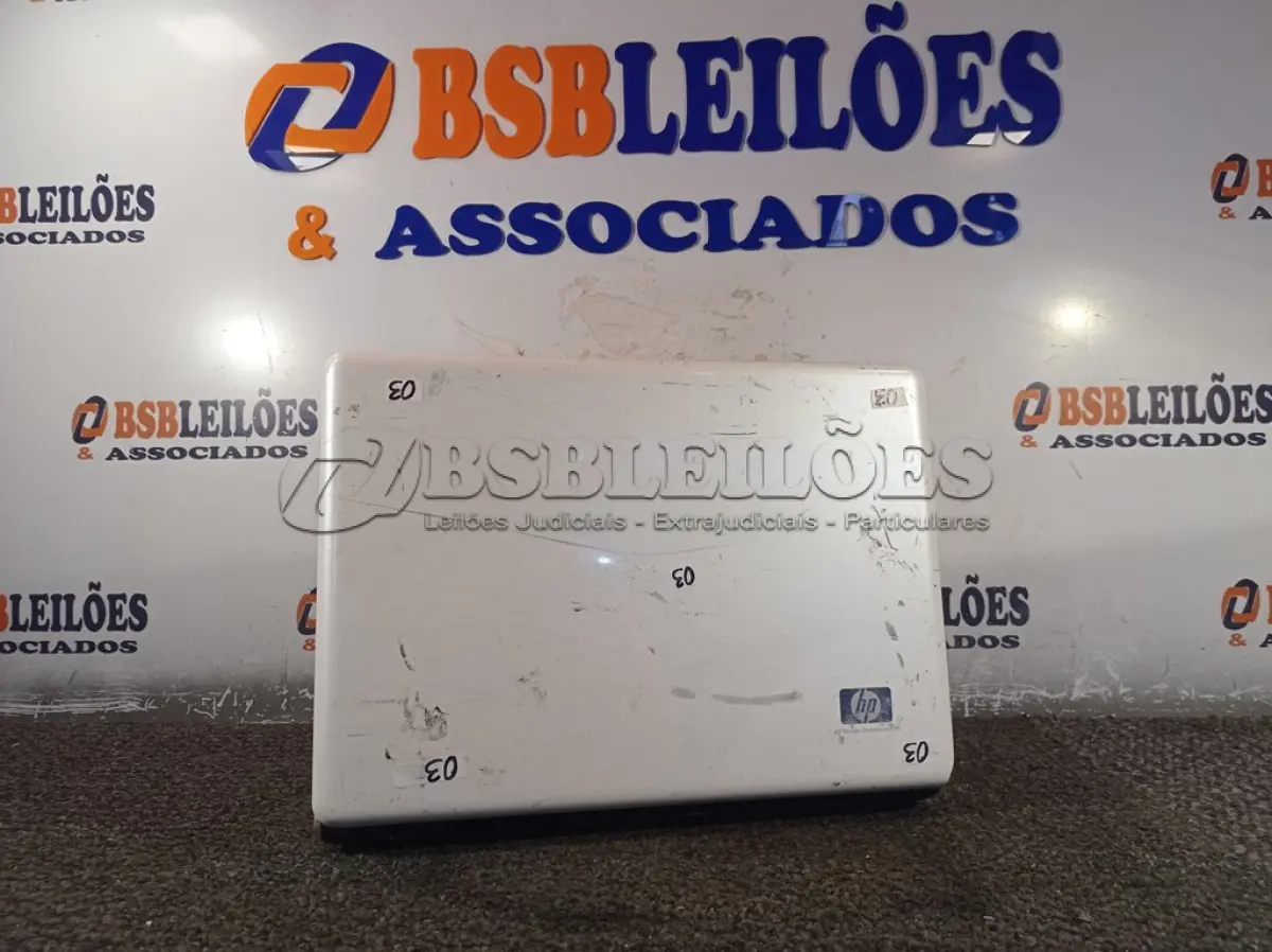 LOTE 003 - 01 NOTEBOOK MARCA HP. (NO ESTADO) ATENÇÃO! FAZER A VISITAÇÃO ANTES DE ARREMATAR, NÃO SABEMOS SE FUNCIONA. LEILÃO NÃO TEM GARANTIA E NEM DEVOLUÇÃO, SUJEITO A POSSÍVEIS AVARIAS VISÍVEIS/OCULTAS E/OU AUSÊNCIA DE COMPONENTES.