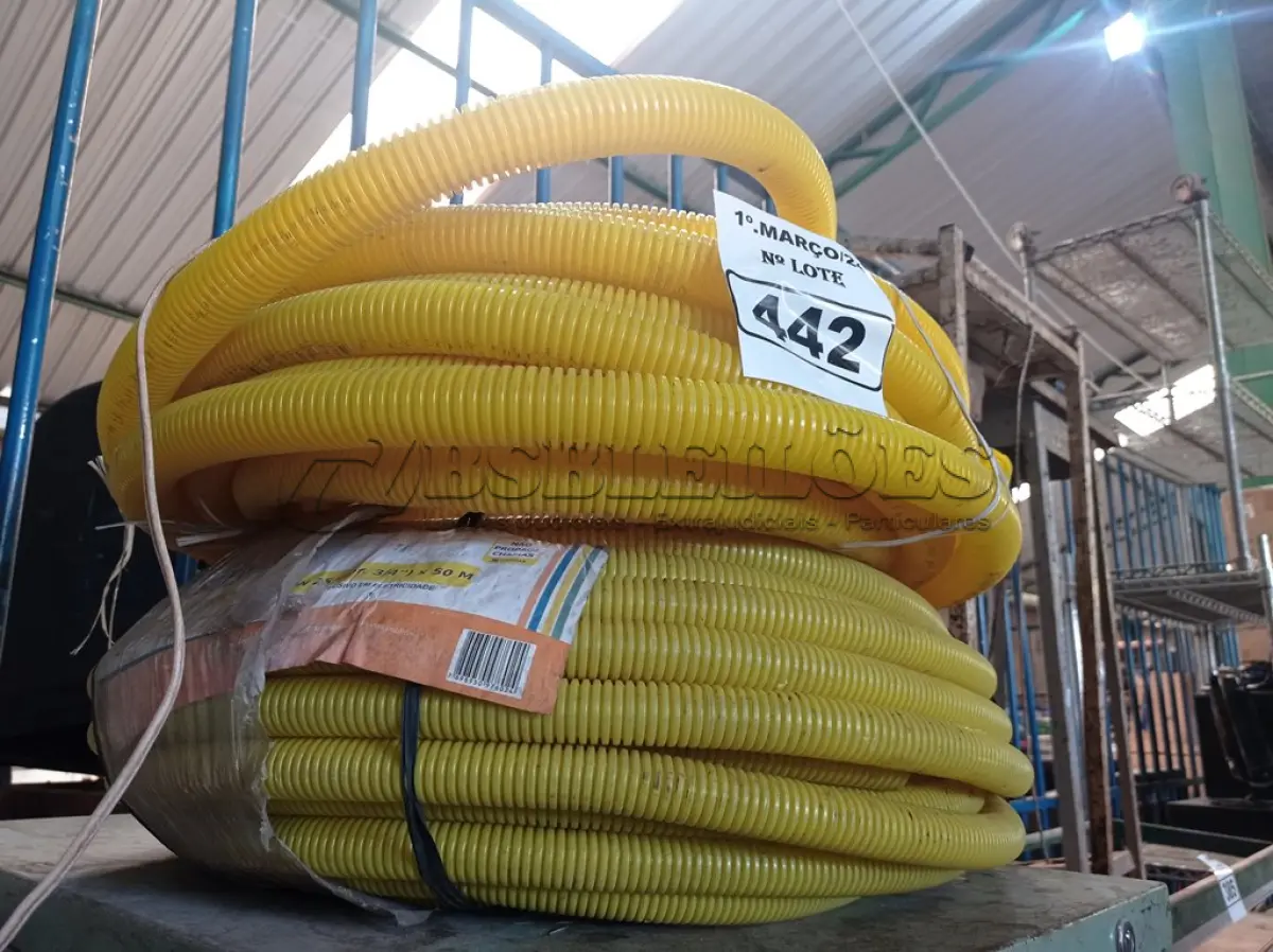 LOTE 442 - 02 ROLOS DE MANGUEIRA CORRUGADA. (NO ESTADO) ATENÇÃO! FAZER A VISITAÇÃO ANTES DE ARREMATAR, NÃO SABEMOS SE FUNCIONA. LEILÃO NÃO TEM GARANTIA E NEM DEVOLUÇÃO, SUJEITO A POSSÍVEIS AVARIAS VISÍVEIS/OCULTAS E/OU AUSÊNCIA DE COMPONENTES.