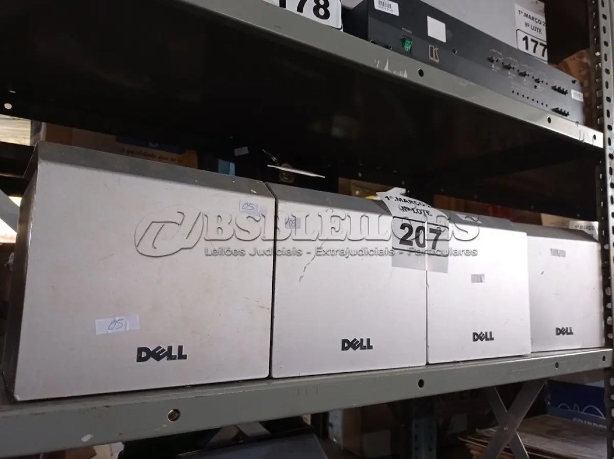 LOTE 207 - 04 SUBWOOFER E 01 CAIXA DE SOM MARCAS E MODELOS DIVERSOS. (NO ESTADO) ATENÇÃO! FAZER A VISITAÇÃO ANTES DE ARREMATAR, NÃO SABEMOS SE FUNCIONA. LEILÃO NÃO TEM GARANTIA E NEM DEVOLUÇÃO, SUJEITO A POSSÍVEIS AVARIAS VISÍVEIS/OCULTAS E/OU AUSÊNCIA DE COMPONENTES.