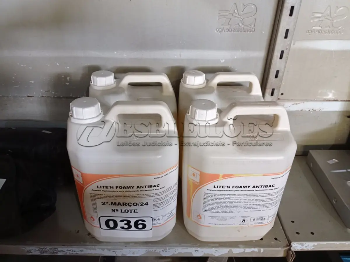 LOTE 036 - 20 LITROS DE ESPUMA HIGIENIZADORA PARA ANTISSEPSIA INSTANTÂNEA DAS MÃOS.  (NO ESTADO) ATENÇÃO! FAZER A VISITAÇÃO ANTES DE ARREMATAR, NÃO SABEMOS SE FUNCIONA. LEILÃO NÃO TEM GARANTIA E NEM DEVOLUÇÃO, SUJEITO A POSSÍVEIS AVARIAS VISÍVEIS/OCULTAS E/OU AUSÊNCIA DE COMPONENTES.