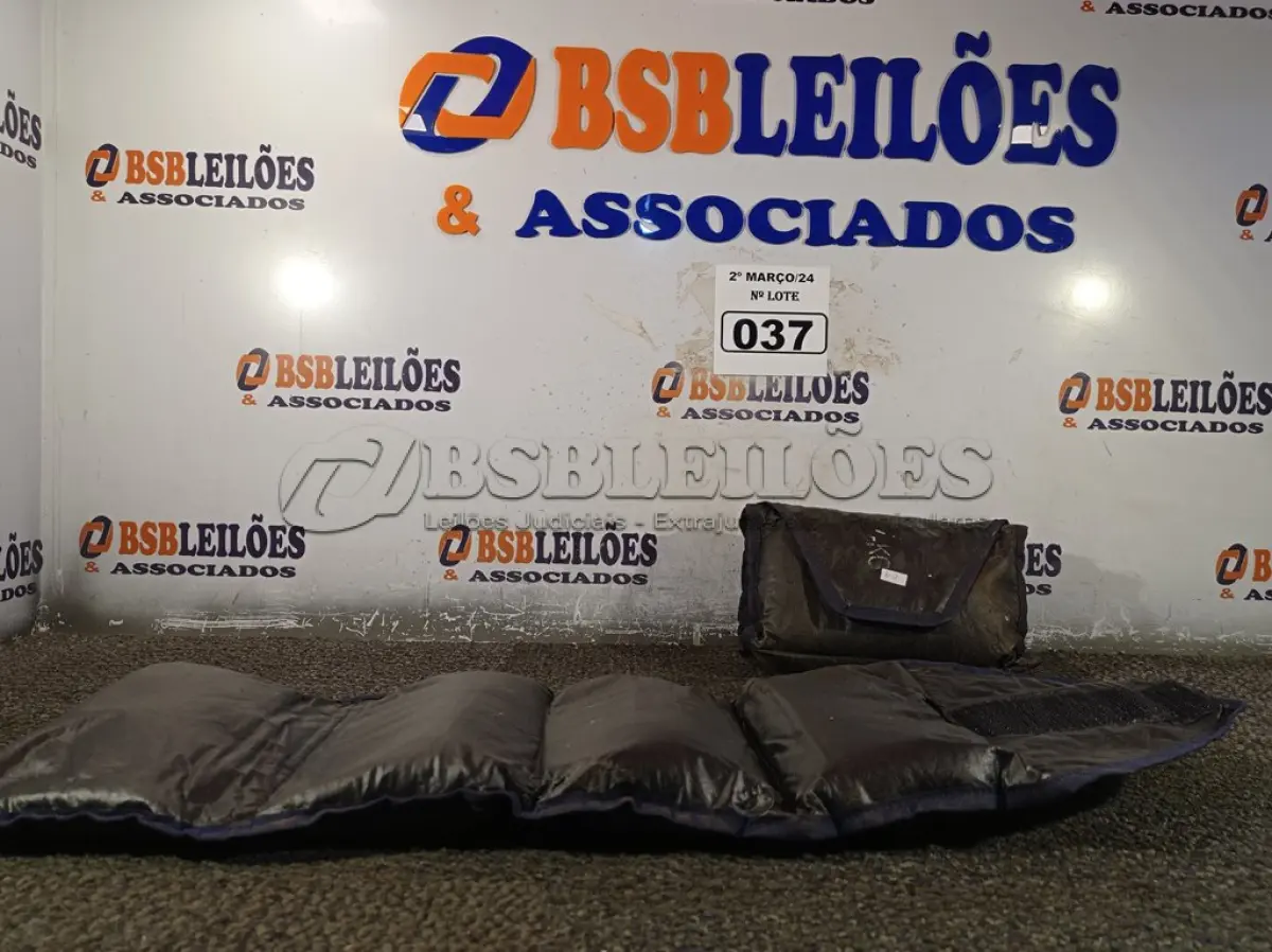 LOTE 037 - 02 SACOS DE AREIA PARA ACADEMIA 4KG. (NO ESTADO) ATENÇÃO! FAZER A VISITAÇÃO ANTES DE ARREMATAR, NÃO SABEMOS SE FUNCIONA. LEILÃO NÃO TEM GARANTIA E NEM DEVOLUÇÃO, SUJEITO A POSSÍVEIS AVARIAS VISÍVEIS/OCULTAS E/OU AUSÊNCIA DE COMPONENTES.