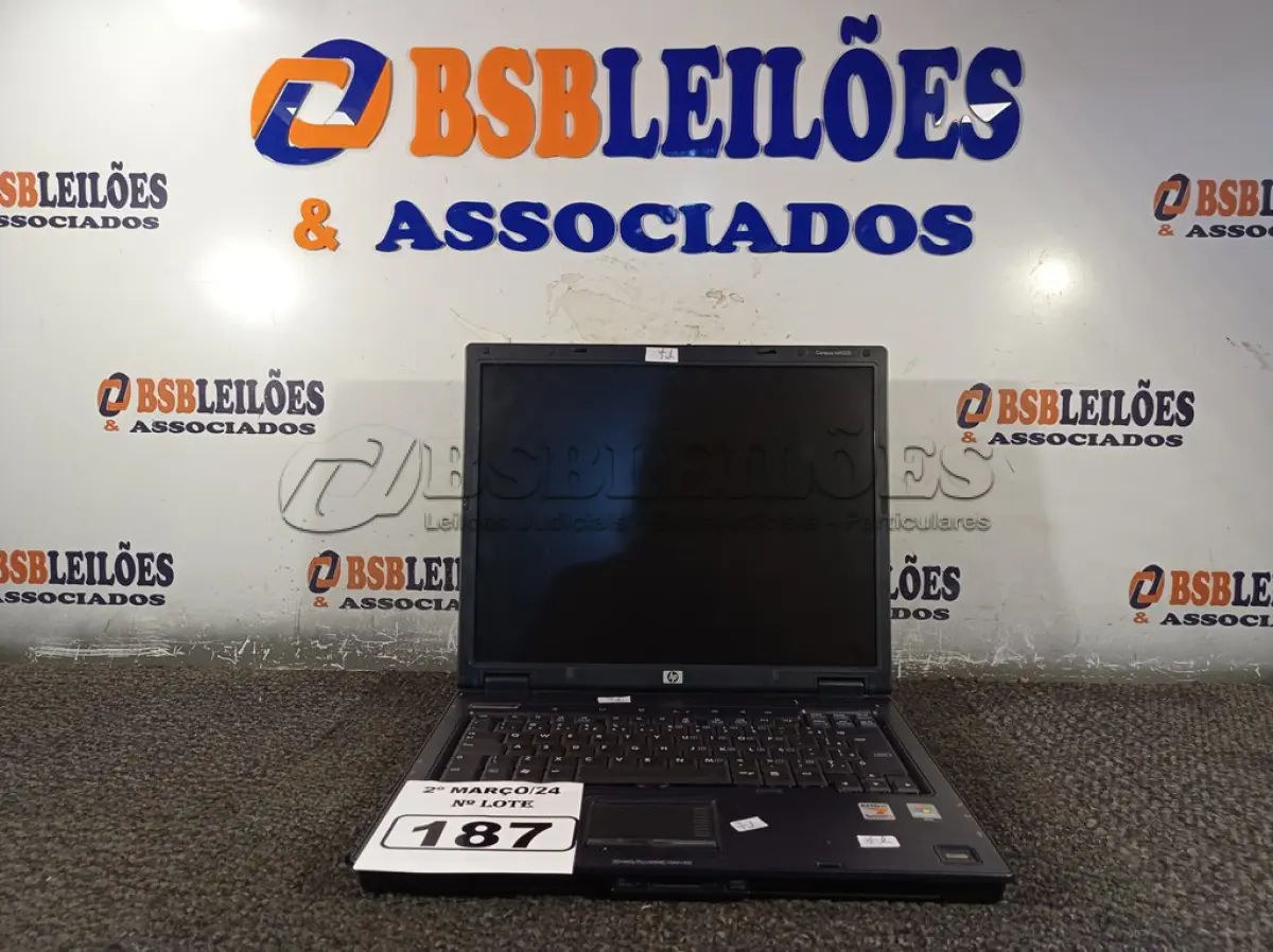 LOTE 187 - 01 NOTEBOOK MARCA HP. (NO ESTADO) ATENÇÃO! FAZER A VISITAÇÃO ANTES DE ARREMATAR, NÃO SABEMOS SE FUNCIONA. LEILÃO NÃO TEM GARANTIA E NEM DEVOLUÇÃO, SUJEITO A POSSÍVEIS AVARIAS VISÍVEIS/OCULTAS E/OU AUSÊNCIA DE COMPONENTES.