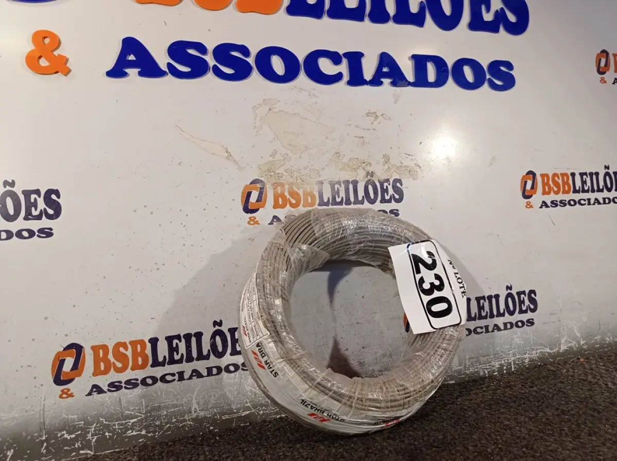 LOTE 230