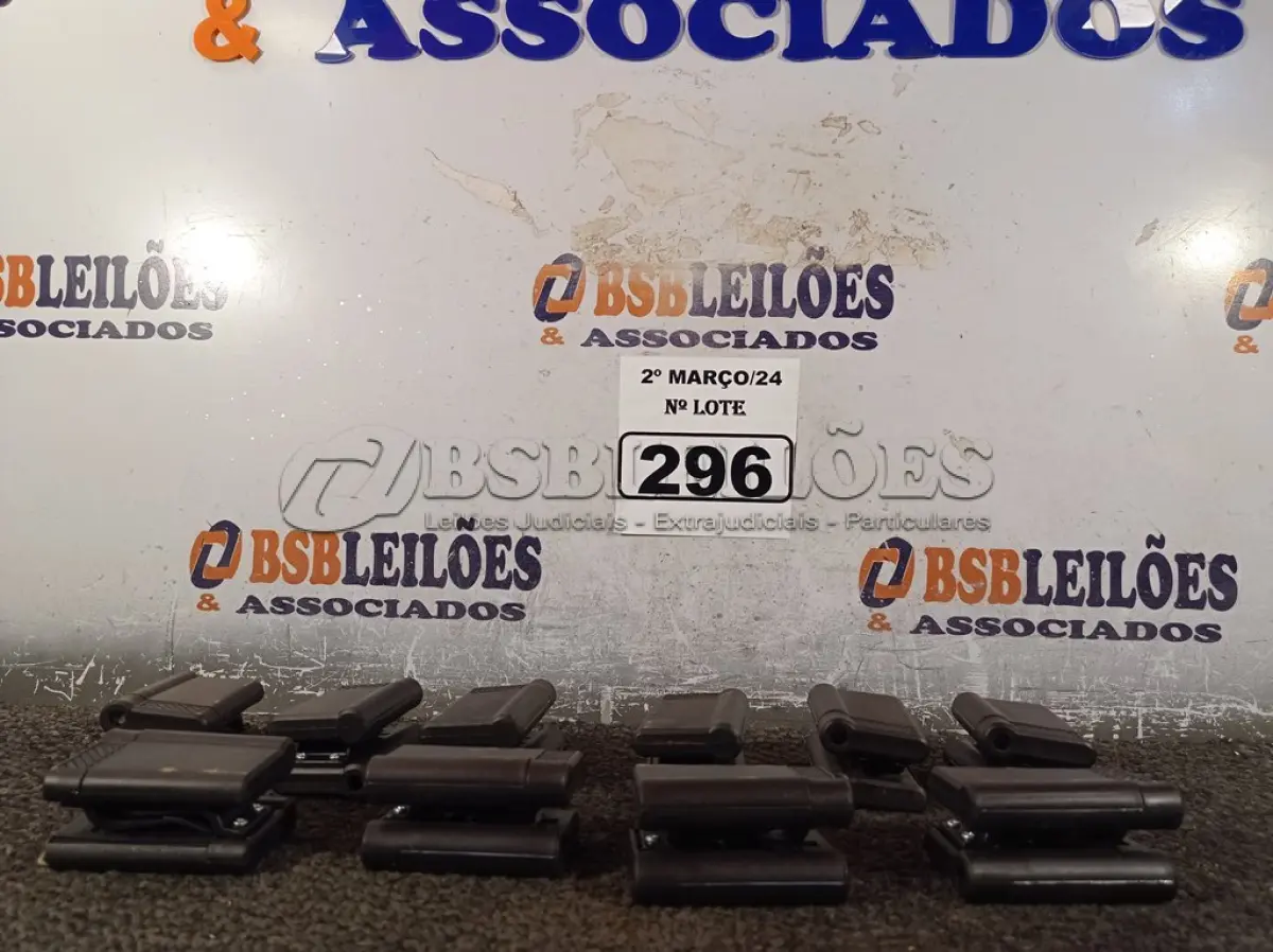 LOTE 296 - 20 KITS DE PONTEIRAS PARA PARAFUSADEIRA. (NO ESTADO) ATENÇÃO! FAZER A VISITAÇÃO ANTES DE ARREMATAR, NÃO SABEMOS SE FUNCIONA. LEILÃO NÃO TEM GARANTIA E NEM DEVOLUÇÃO, SUJEITO A POSSÍVEIS AVARIAS VISÍVEIS/OCULTAS E/OU AUSÊNCIA DE COMPONENTES.