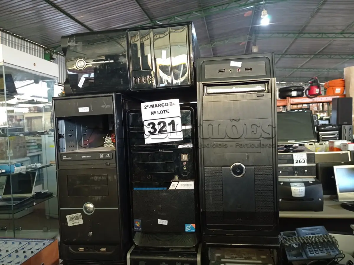 LOTE 321 - 09 CPU’S MARCAS E MODELOS DIVERSOS PARA RETIRADA DE PEÇAS. (NO ESTADO) ATENÇÃO! FAZER A VISITAÇÃO ANTES DE ARREMATAR, NÃO SABEMOS SE FUNCIONA. LEILÃO NÃO TEM GARANTIA E NEM DEVOLUÇÃO, SUJEITO A POSSÍVEIS AVARIAS VISÍVEIS/OCULTAS E/OU AUSÊNCIA DE COMPONENTES.