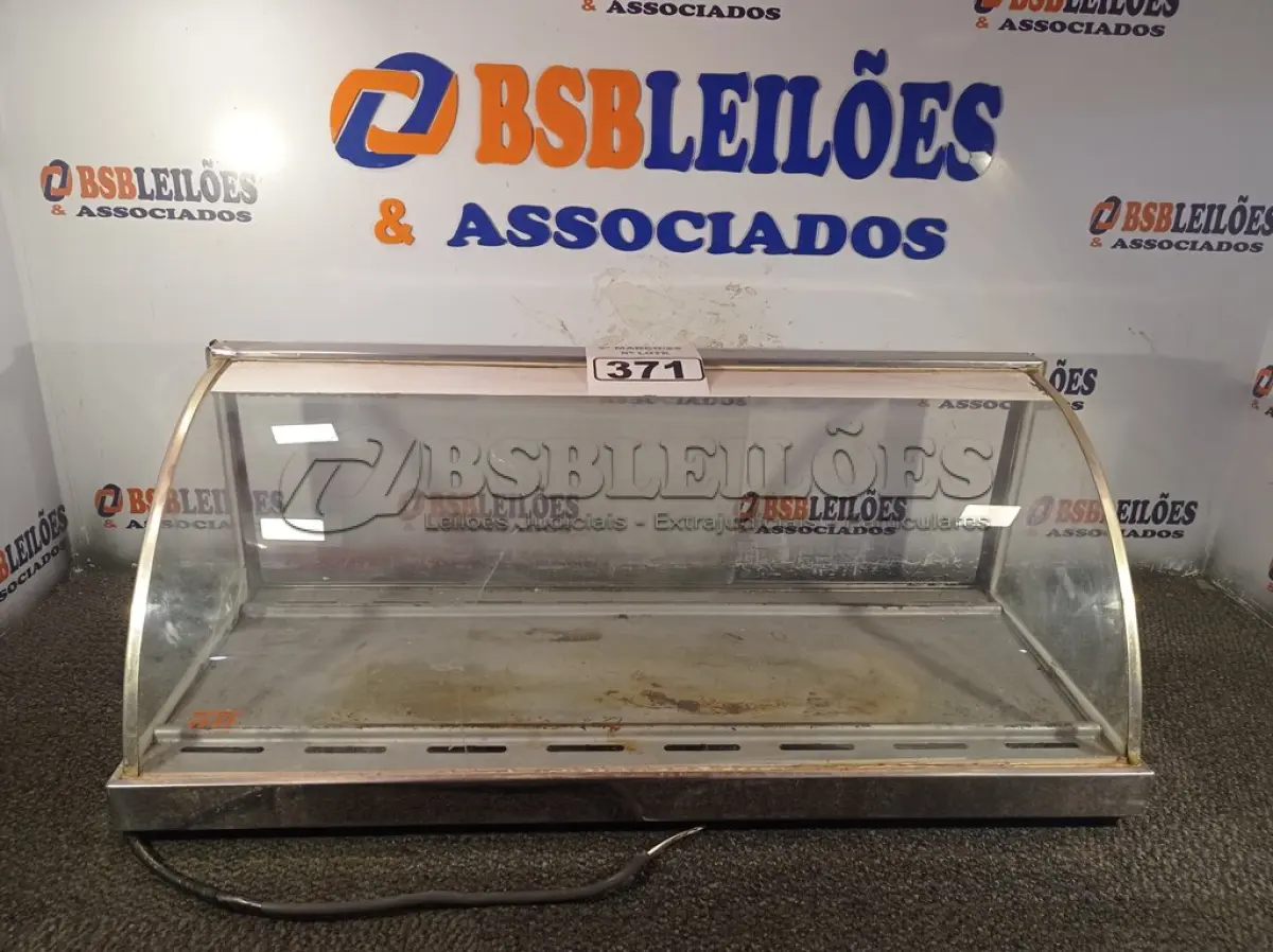 LOTE 371 - 01 ESTUFA PARA SALGADOS. (NO ESTADO) ATENÇÃO! FAZER A VISITAÇÃO ANTES DE ARREMATAR, NÃO SABEMOS SE FUNCIONA. LEILÃO NÃO TEM GARANTIA E NEM DEVOLUÇÃO, SUJEITO A POSSÍVEIS AVARIAS VISÍVEIS/OCULTAS E/OU AUSÊNCIA DE COMPONENTES.