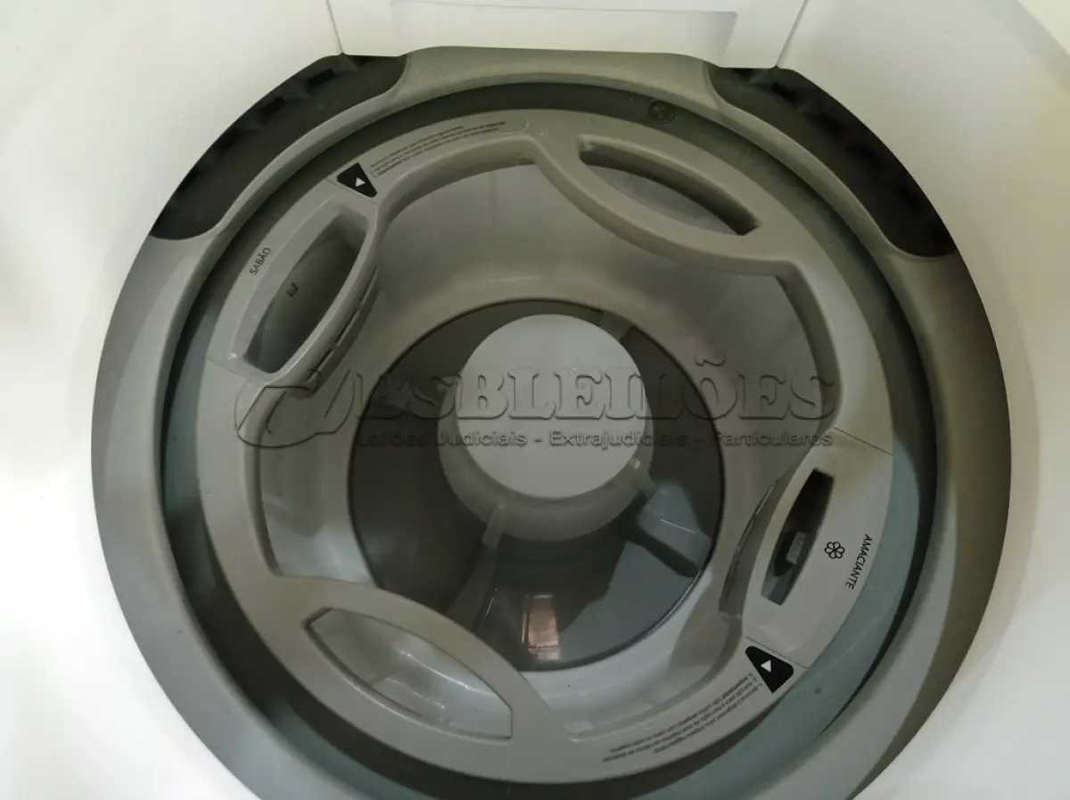 LOTE 365 - 01 MÁQUINA DE LAVAR ROUPAS MARCA BRASTEMP 15KG 220V. (NO ESTADO) ATENÇÃO! FAZER A VISITAÇÃO ANTES DE ARREMATAR, NÃO SABEMOS SE FUNCIONA. LEILÃO NÃO TEM GARANTIA E NEM DEVOLUÇÃO, SUJEITO A POSSÍVEIS AVARIAS VISÍVEIS/OCULTAS E/OU AUSÊNCIA DE COMPONENTES.