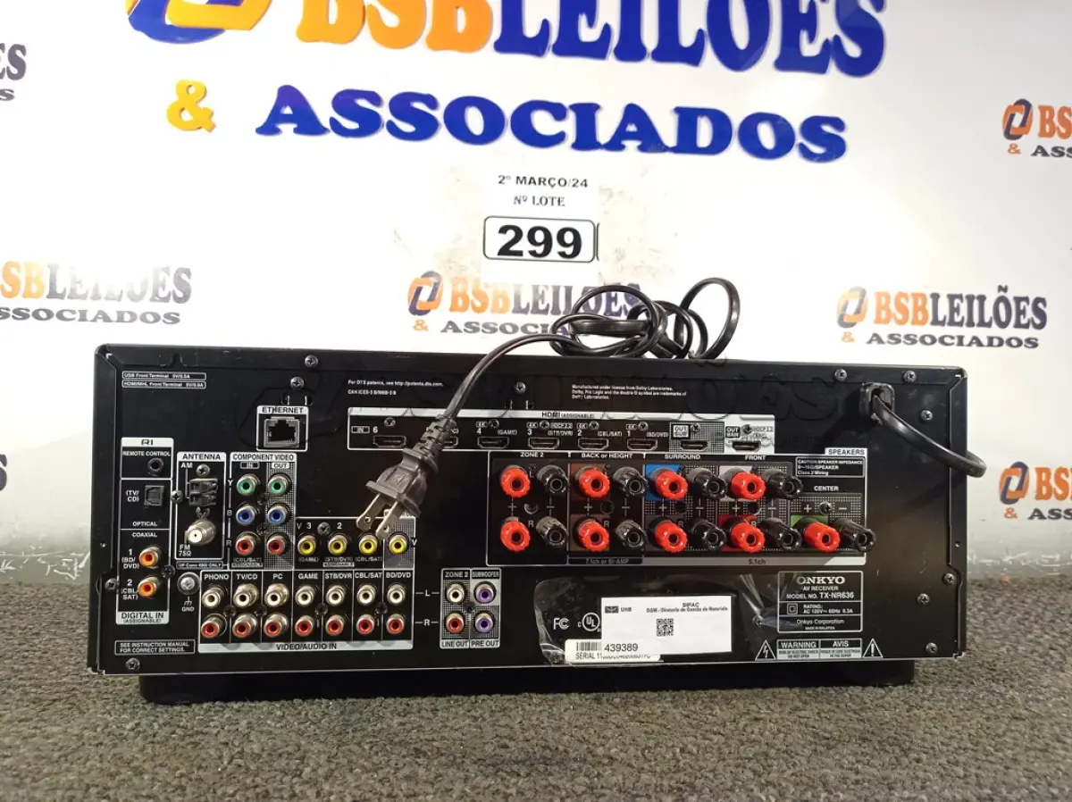 LOTE 299 - 01 RECEIVER ONKYO TX-NR636. (NO ESTADO) ATENÇÃO! FAZER A VISITAÇÃO ANTES DE ARREMATAR, NÃO SABEMOS SE FUNCIONA. LEILÃO NÃO TEM GARANTIA E NEM DEVOLUÇÃO, SUJEITO A POSSÍVEIS AVARIAS VISÍVEIS/OCULTAS E/OU AUSÊNCIA DE COMPONENTES.