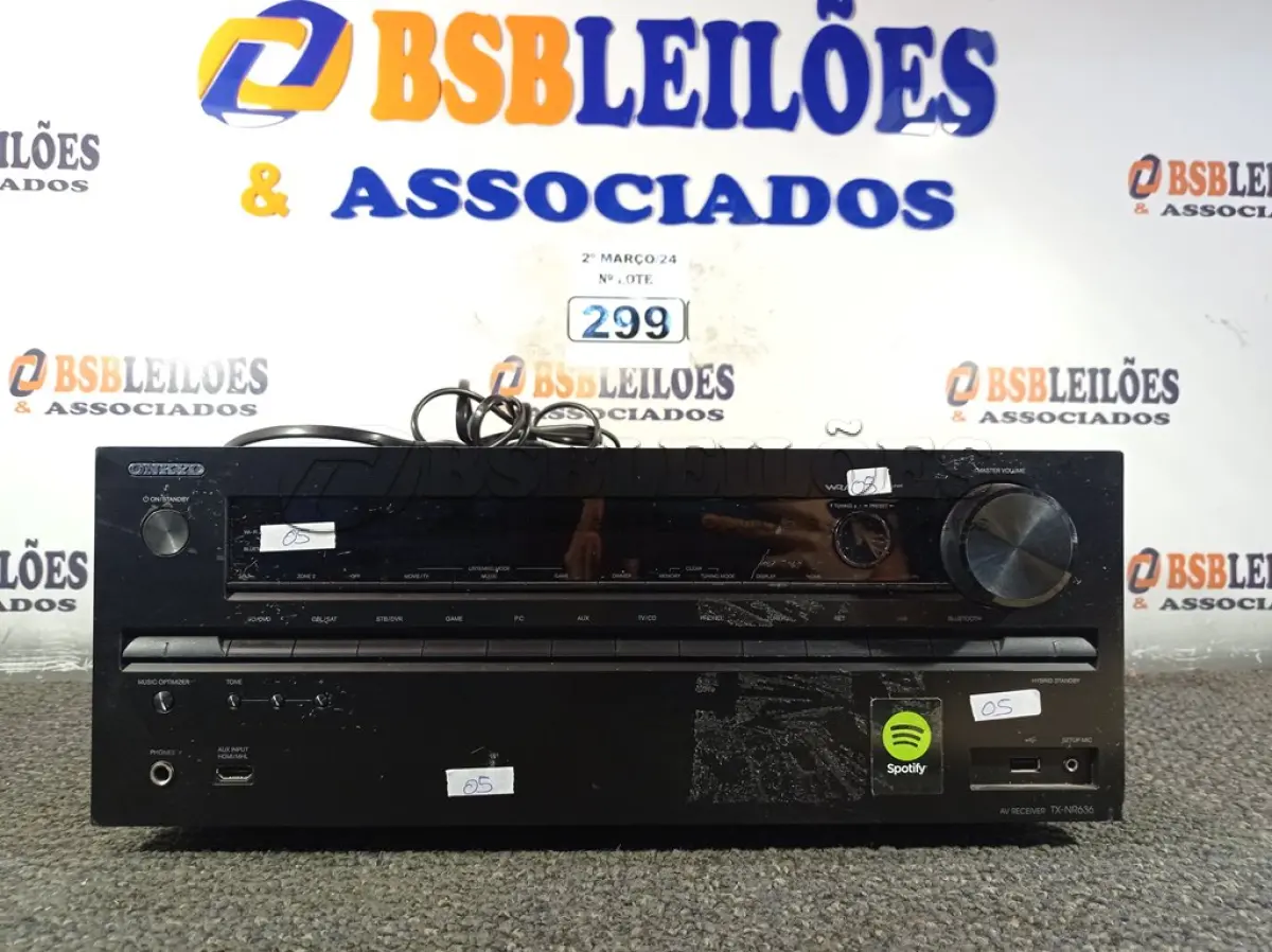 LOTE 299 - 01 RECEIVER ONKYO TX-NR636. (NO ESTADO) ATENÇÃO! FAZER A VISITAÇÃO ANTES DE ARREMATAR, NÃO SABEMOS SE FUNCIONA. LEILÃO NÃO TEM GARANTIA E NEM DEVOLUÇÃO, SUJEITO A POSSÍVEIS AVARIAS VISÍVEIS/OCULTAS E/OU AUSÊNCIA DE COMPONENTES.