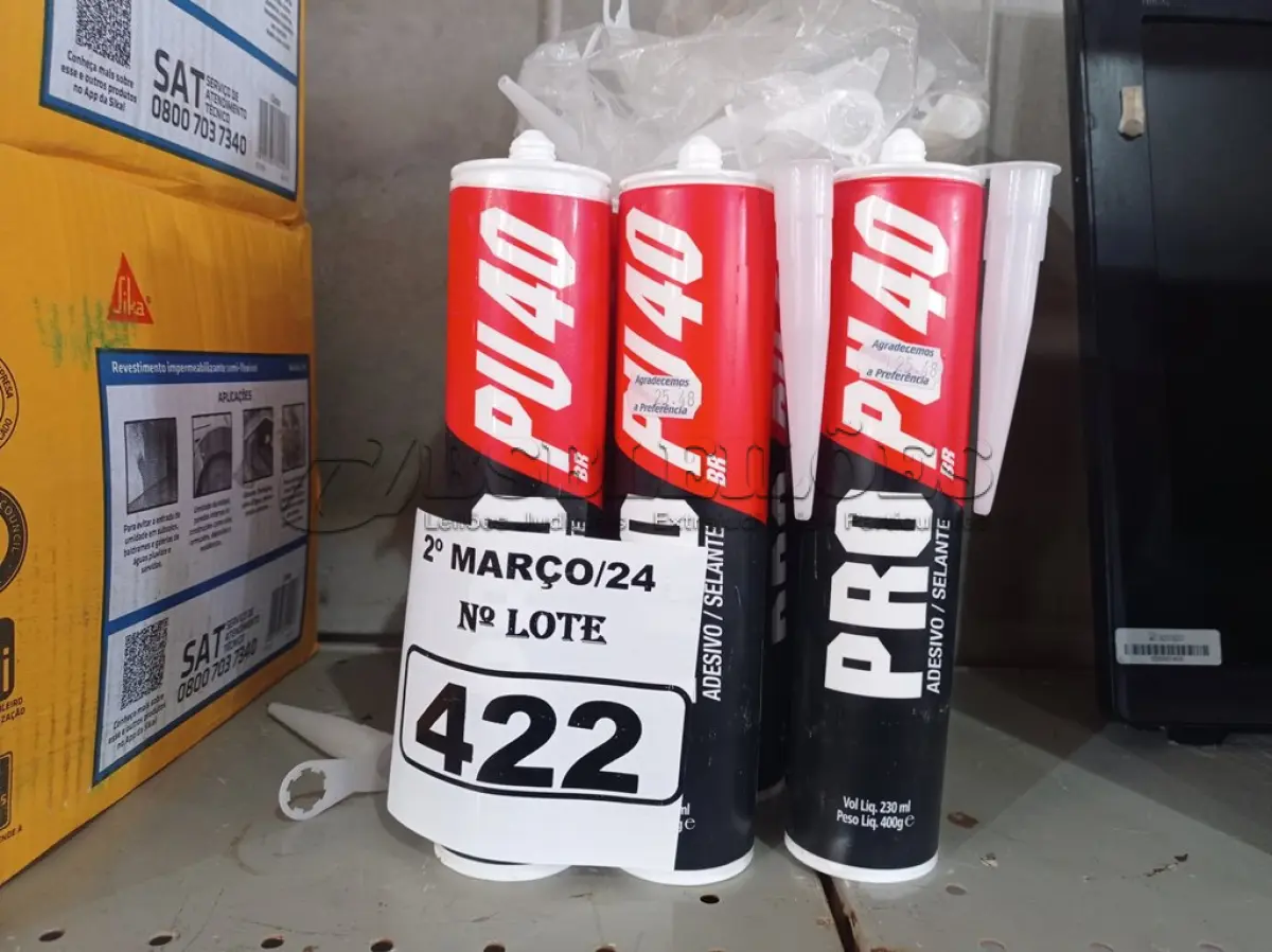 LOTE 422 - 12 TUBOS DE SELANTE ADESIVO PU40. (NO ESTADO) ATENÇÃO! FAZER A VISITAÇÃO ANTES DE ARREMATAR, NÃO SABEMOS SE FUNCIONA. LEILÃO NÃO TEM GARANTIA E NEM DEVOLUÇÃO, SUJEITO A POSSÍVEIS AVARIAS VISÍVEIS/OCULTAS E/OU AUSÊNCIA DE COMPONENTES.