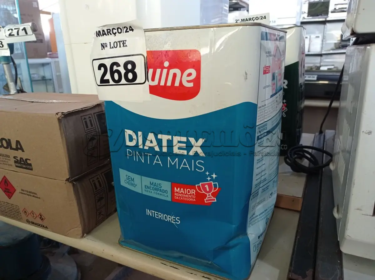 LOTE 268 - 01 LATA DE TINTA IQUINE DIATEX PINTA MAIS 18L FOSCO AVELUDADO NA COR PEROLA. (NO ESTADO) ATENÇÃO! FAZER A VISITAÇÃO ANTES DE ARREMATAR, NÃO SABEMOS SE FUNCIONA. LEILÃO NÃO TEM GARANTIA E NEM DEVOLUÇÃO, SUJEITO A POSSÍVEIS AVARIAS VISÍVEIS/OCULTAS E/OU AUSÊNCIA DE COMPONENTES.