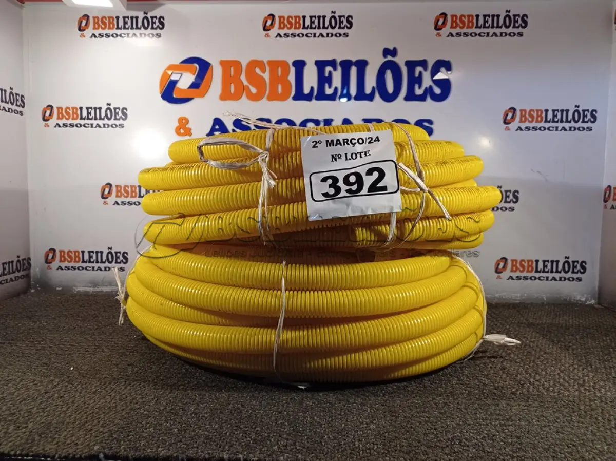 LOTE 392 - 02 ROLOS DE MANGUEIRA CORRUGADA. (NO ESTADO) ATENÇÃO! FAZER A VISITAÇÃO ANTES DE ARREMATAR, NÃO SABEMOS SE FUNCIONA. LEILÃO NÃO TEM GARANTIA E NEM DEVOLUÇÃO, SUJEITO A POSSÍVEIS AVARIAS VISÍVEIS/OCULTAS E/OU AUSÊNCIA DE COMPONENTES.