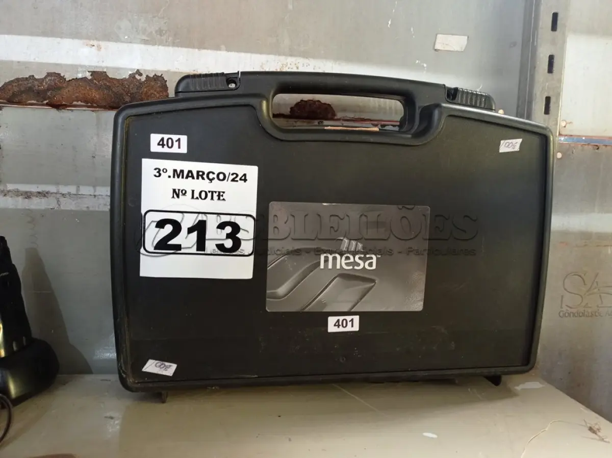 LOTE 213 - 01 GPS JUNIPER MESA COM MALETA. (NO ESTADO) ATENÇÃO! FAZER A VISITAÇÃO ANTES DE ARREMATAR, NÃO SABEMOS SE FUNCIONA. LEILÃO NÃO TEM GARANTIA E NEM DEVOLUÇÃO, SUJEITO A POSSÍVEIS AVARIAS VISÍVEIS/OCULTAS E/OU AUSÊNCIA DE COMPONENTES.