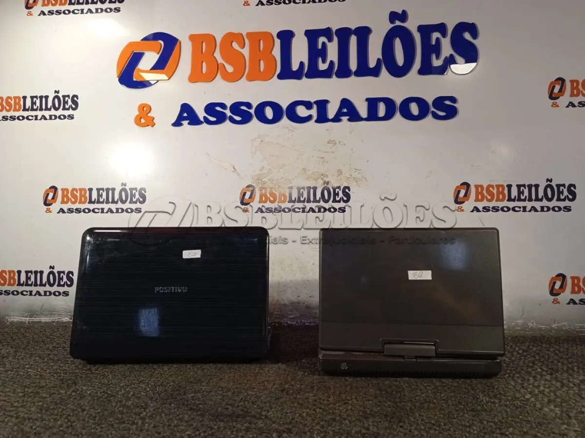 LOTE 024 - 02 NETBOOK’S MARCAS E MODELOS DIVERSOS. (NO ESTADO) ATENÇÃO! FAZER A VISITAÇÃO ANTES DE ARREMATAR, NÃO SABEMOS SE FUNCIONA. LEILÃO NÃO TEM GARANTIA E NEM DEVOLUÇÃO, SUJEITO A POSSÍVEIS AVARIAS VISÍVEIS/OCULTAS E/OU AUSÊNCIA DE COMPONENTES.