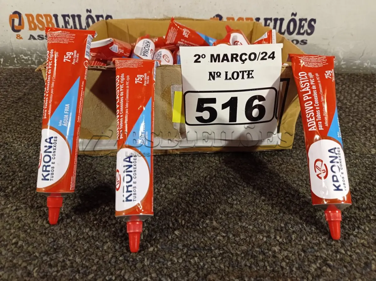 LOTE 516 - 01 LOTE COM VÁRIOS TUBOS DE ADESIVO PLÁSTICO PARA TUBOS E CONEXÕES DE PVC. (NO ESTADO) ATENÇÃO! FAZER A VISITAÇÃO ANTES DE ARREMATAR, NÃO SABEMOS SE FUNCIONA. LEILÃO NÃO TEM GARANTIA E NEM DEVOLUÇÃO, SUJEITO A POSSÍVEIS AVARIAS VISÍVEIS/OCULTAS E/OU AUSÊNCIA DE COMPONENTES.